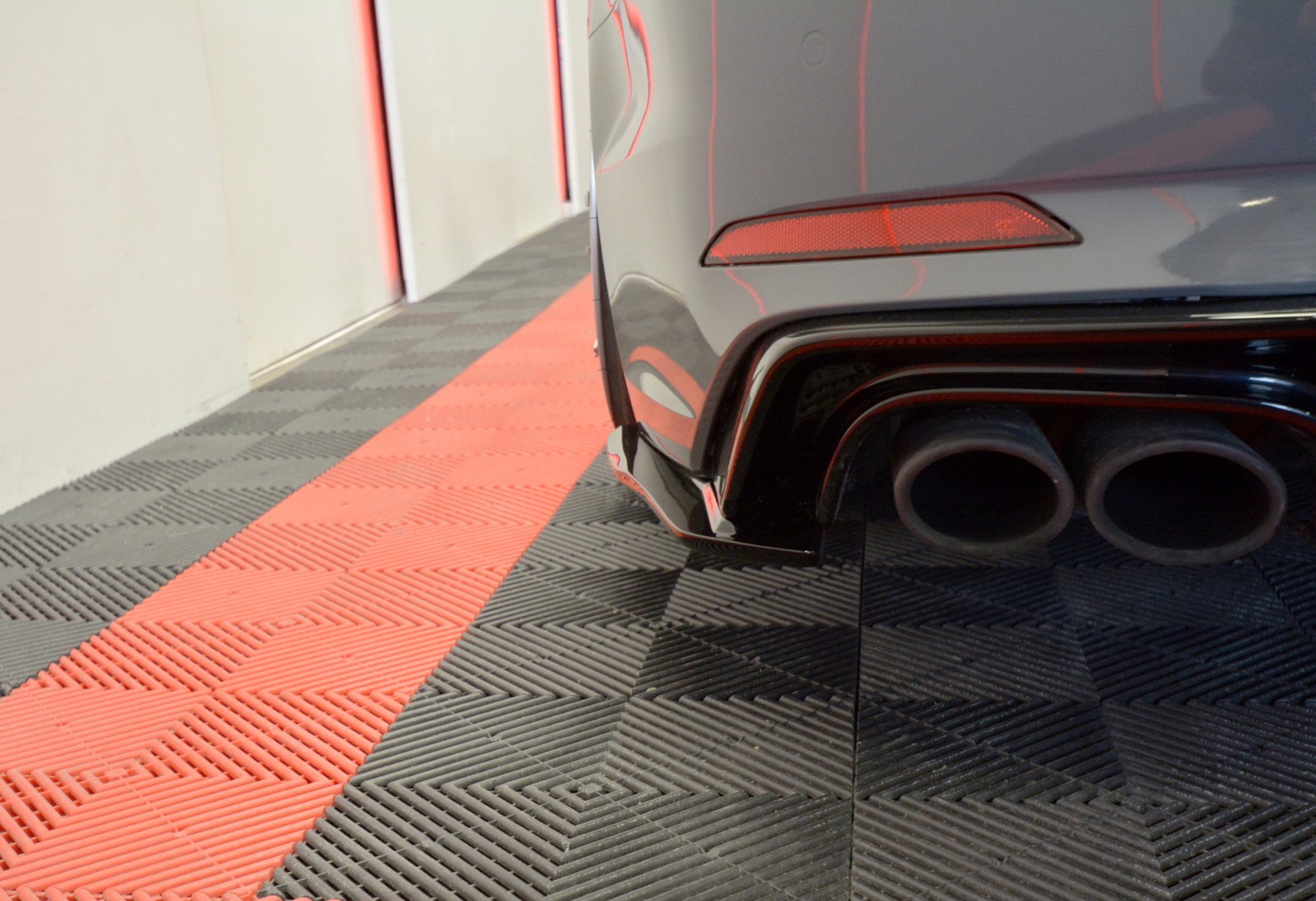 pol_po_Rear-Side-Splitters-Audi-S5-F5-Coupe-7600_3 pol_po_Rear-Side-Splitters-Audi-S5-F5-Coupe-7600_3