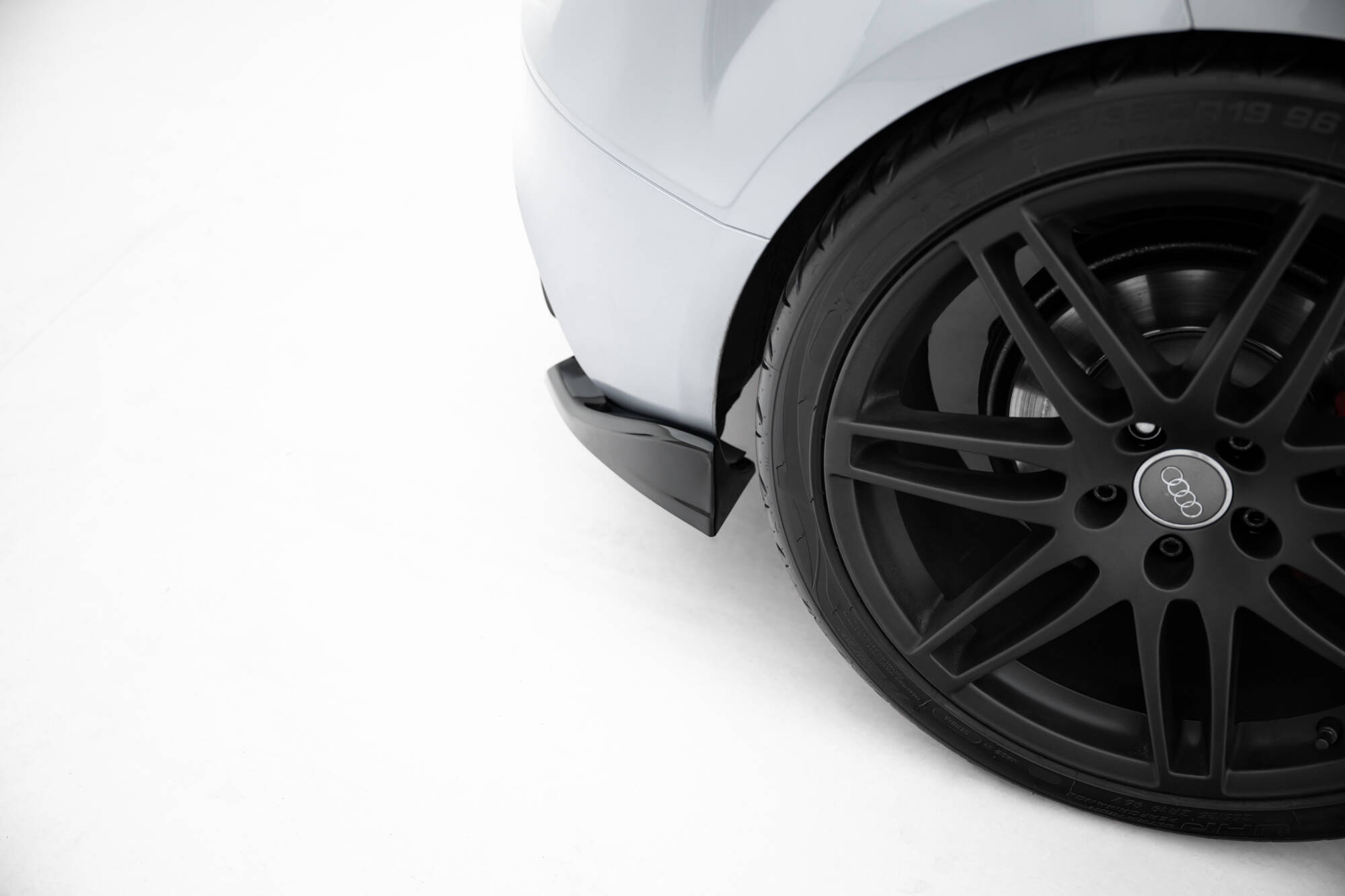 pol_po_Rear-Side-Splitters-Audi-TT-S-Line-8J-Facelift-21446_1 pol_po_Rear-Side-Splitters-Audi-TT-S-Line-8J-Facelift-21446_1