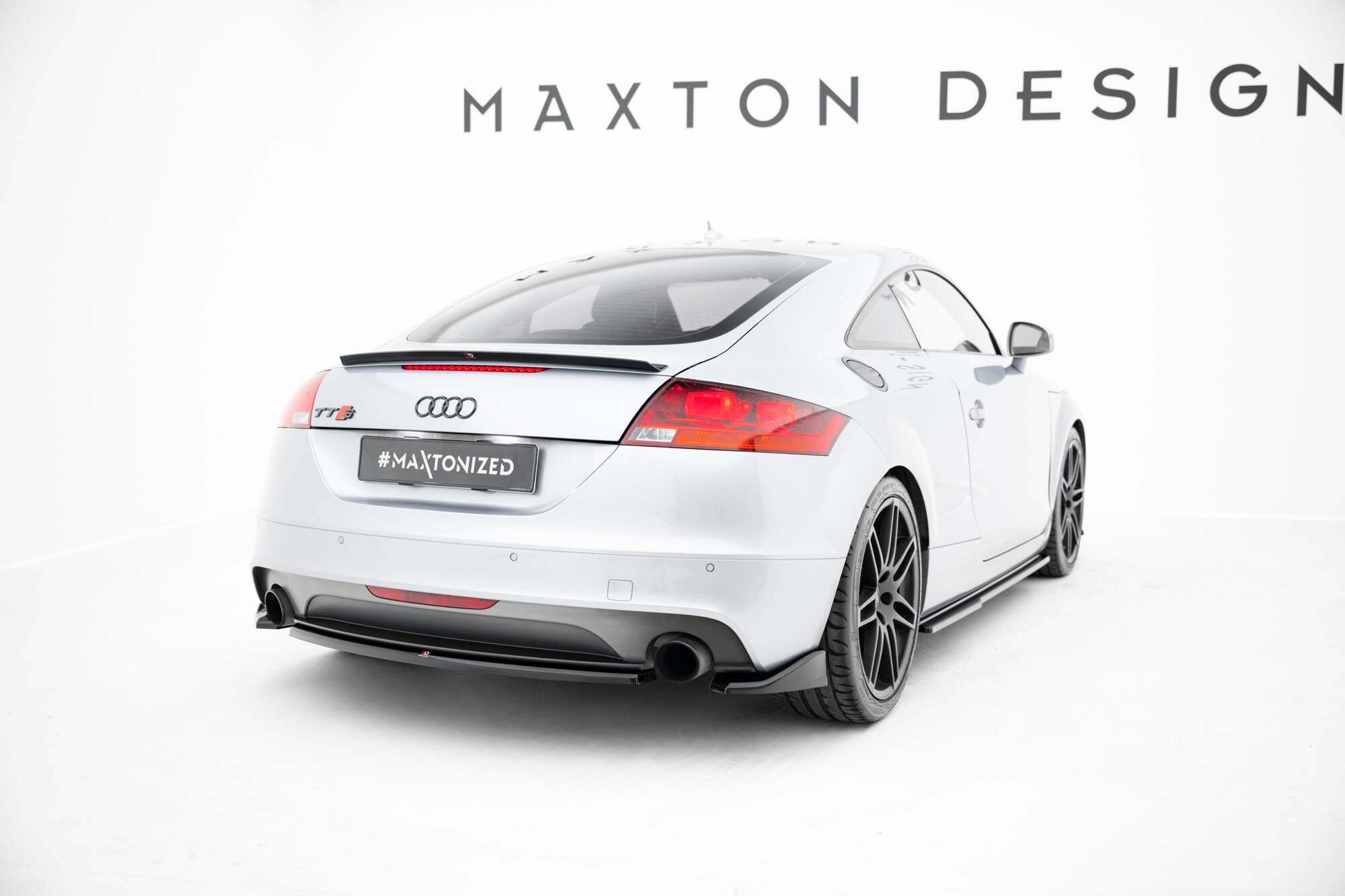 pol_po_Rear-Side-Splitters-Audi-TT-S-Line-8J-Facelift-21446_5 pol_po_Rear-Side-Splitters-Audi-TT-S-Line-8J-Facelift-21446_5