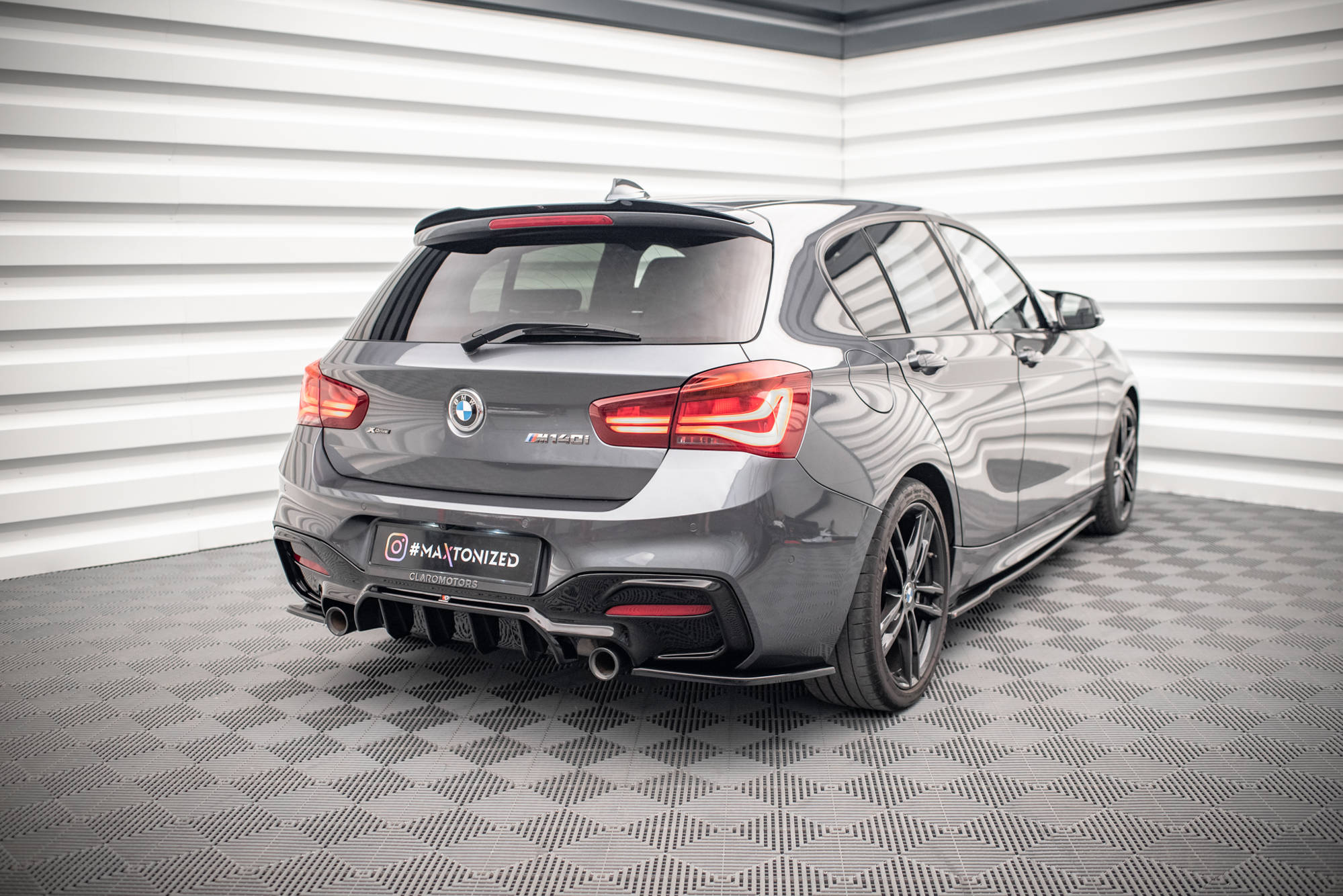 pol_po_Rear-Side-Splitters-BMW-1-F20-Facelift-M-power-9039_1 pol_po_Rear-Side-Splitters-BMW-1-F20-Facelift-M-power-9039_1