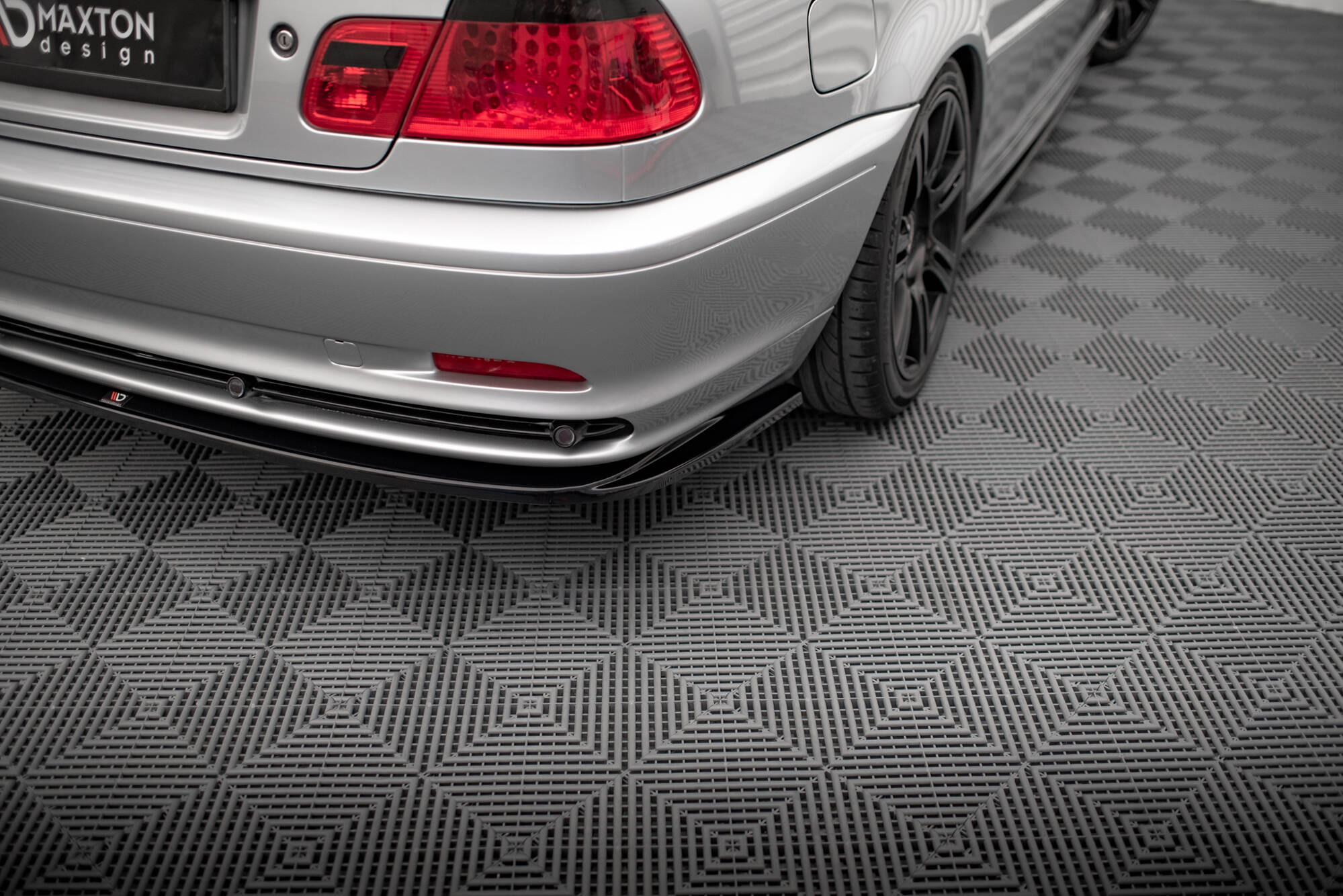 pol_po_Rear-Side-Splitters-BMW-3-Coupe-E46-19168_3 pol_po_Rear-Side-Splitters-BMW-3-Coupe-E46-19168_3
