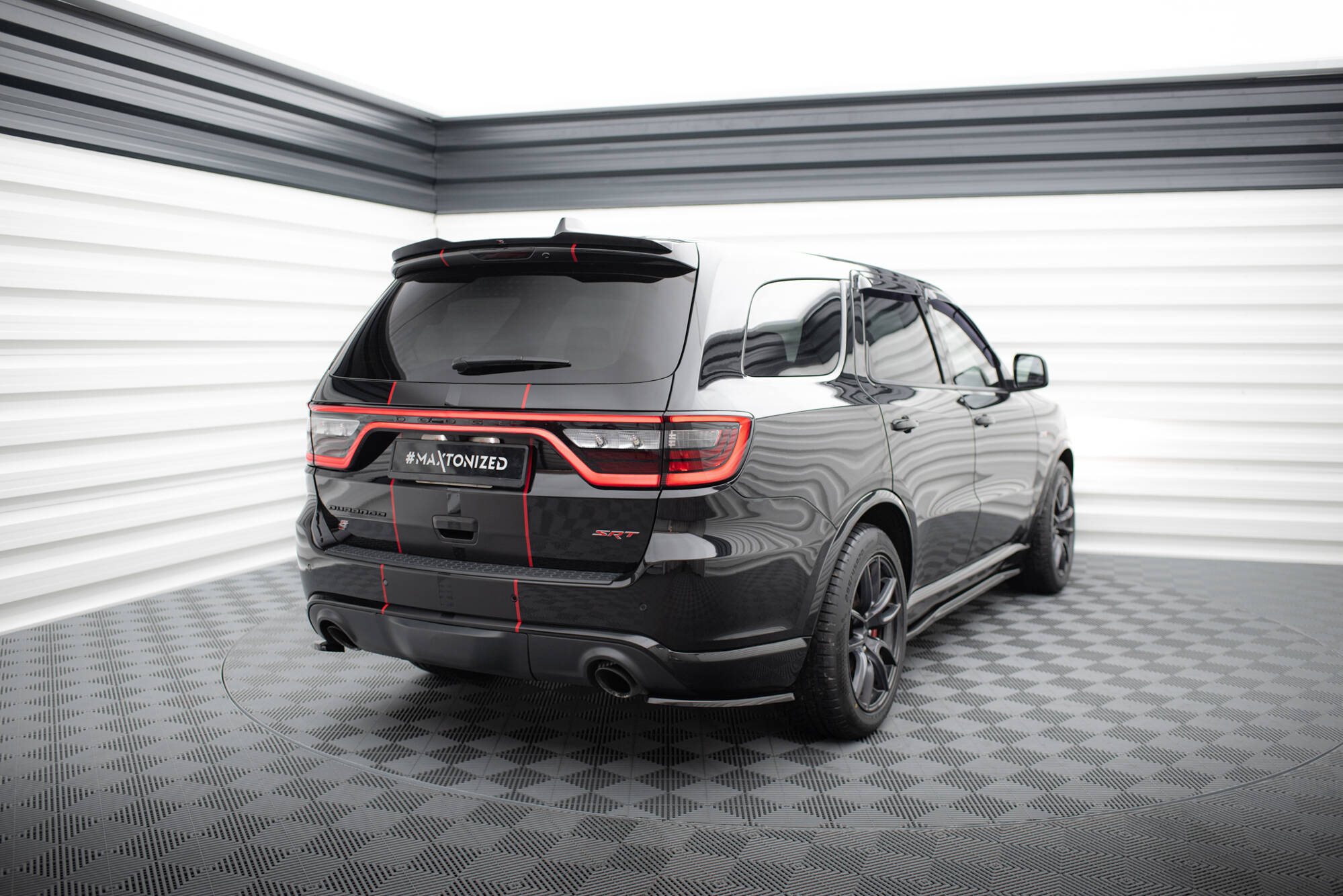 pol_po_Rear-Side-Splitters-Dodge-Durango-SRT-Mk3-20503_2 pol_po_Rear-Side-Splitters-Dodge-Durango-SRT-Mk3-20503_2