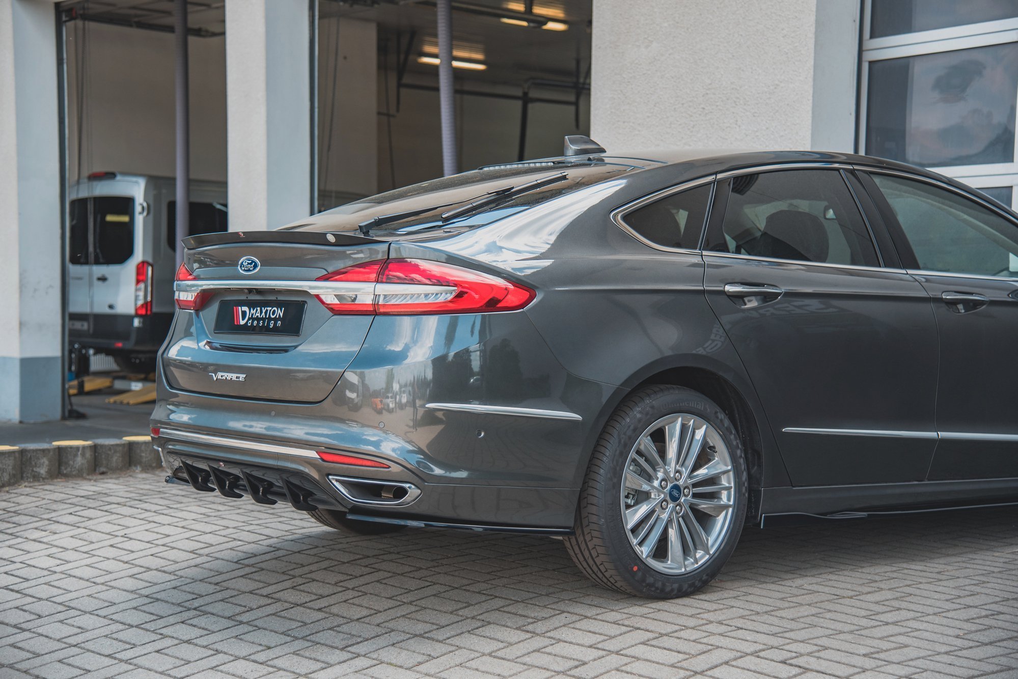 pol_po_Rear-Side-Splitters-Ford-Mondeo-Vignale-Mk5-Facelift-10460_5 pol_po_Rear-Side-Splitters-Ford-Mondeo-Vignale-Mk5-Facelift-10460_5