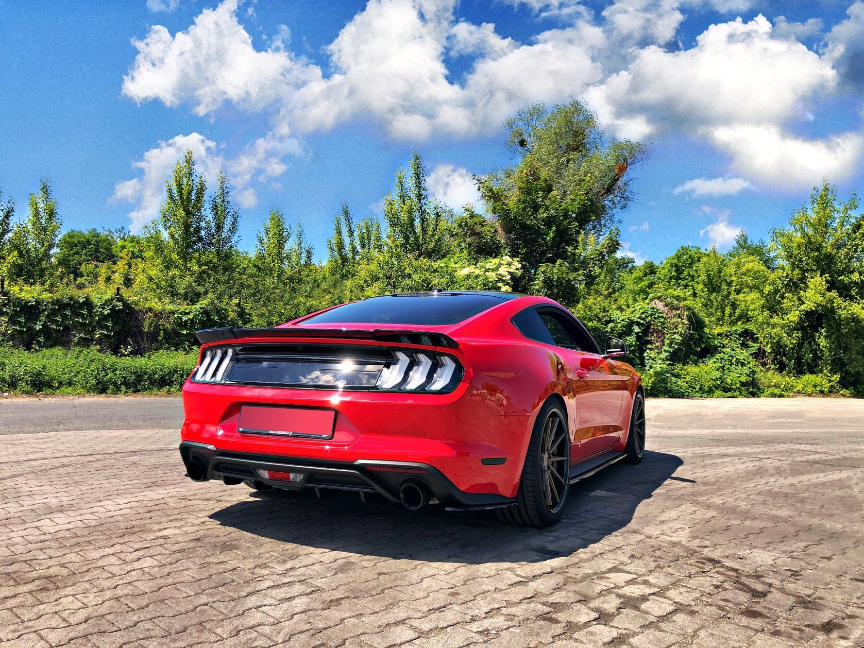 pol_po_Rear-Side-Splitters-Ford-Mustang-Mk-6-Facelift-11009_4 pol_po_Rear-Side-Splitters-Ford-Mustang-Mk-6-Facelift-11009_4