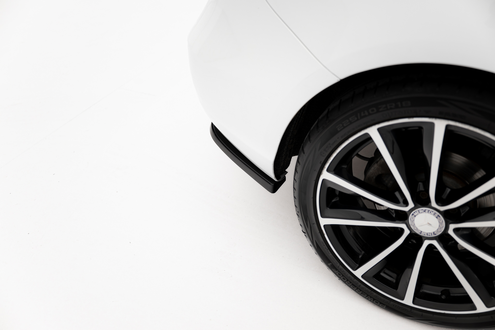 pol_po_Rear-Side-Splitters-Mercedes-Benz-B-W246-22740_4 pol_po_Rear-Side-Splitters-Mercedes-Benz-B-W246-22740_4