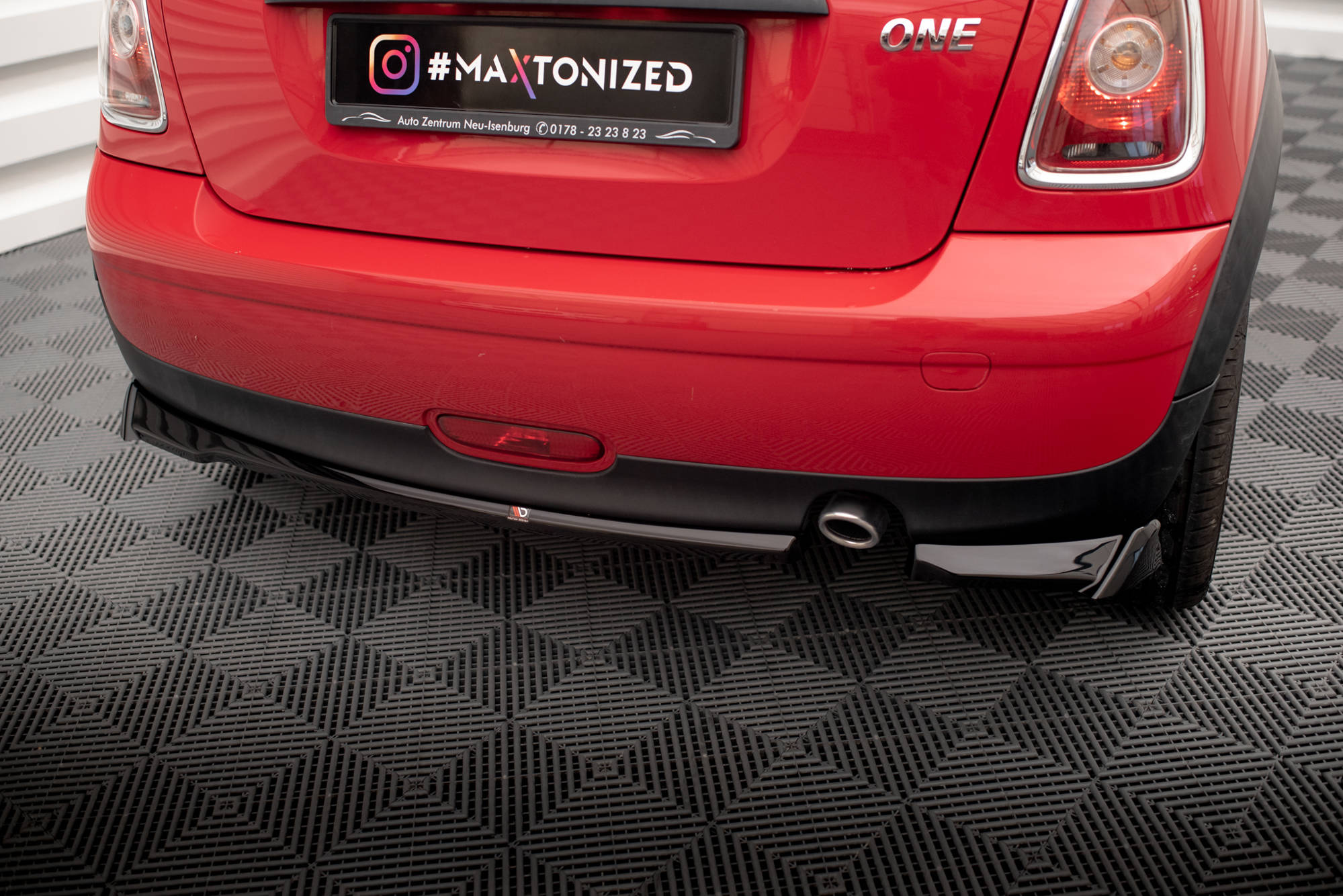 pol_po_Rear-Side-Splitters-Mini-One-R56-18479_4 pol_po_Rear-Side-Splitters-Mini-One-R56-18479_4