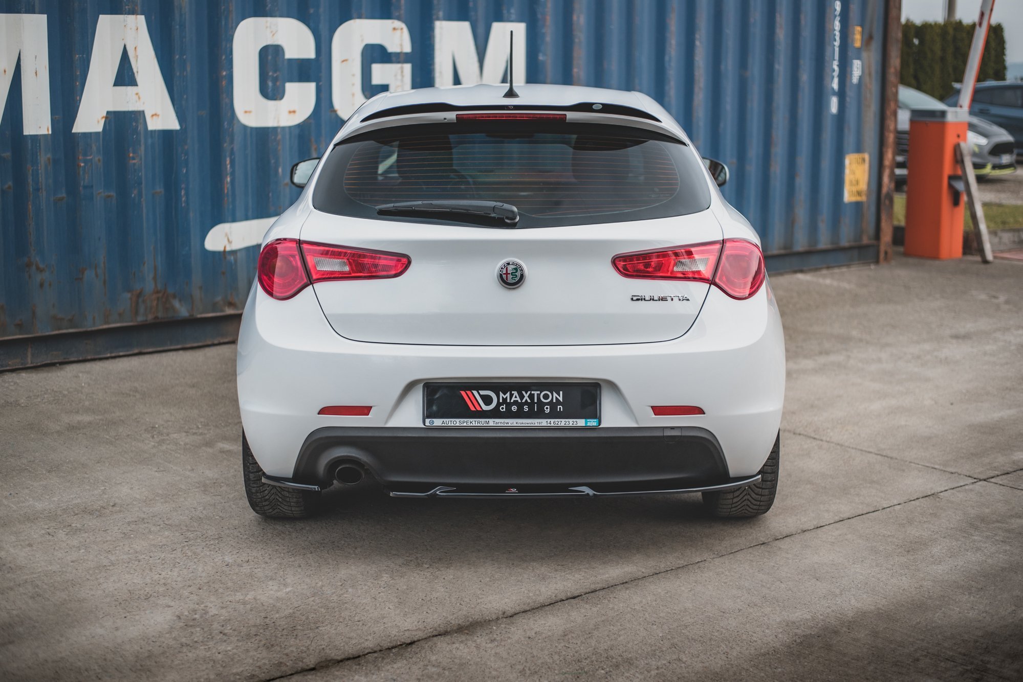 pol_po_Rear-Side-Splitters-V-1-Alfa-Romeo-Giulietta-11649_4 pol_po_Rear-Side-Splitters-V-1-Alfa-Romeo-Giulietta-11649_4