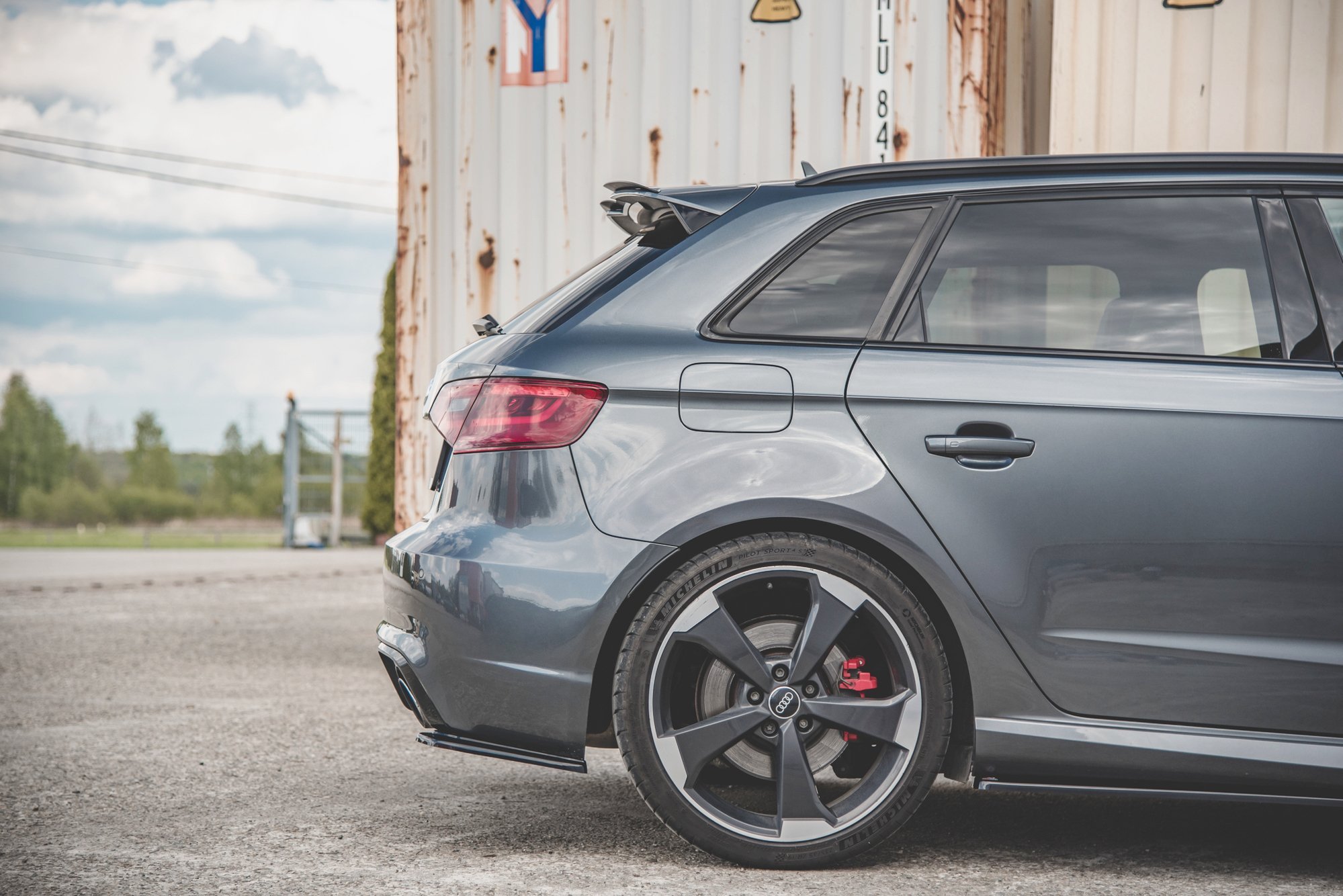 pol_po_Rear-Side-Splitters-V-1-Audi-RS3-8V-Sportback-10090_3 pol_po_Rear-Side-Splitters-V-1-Audi-RS3-8V-Sportback-10090_3