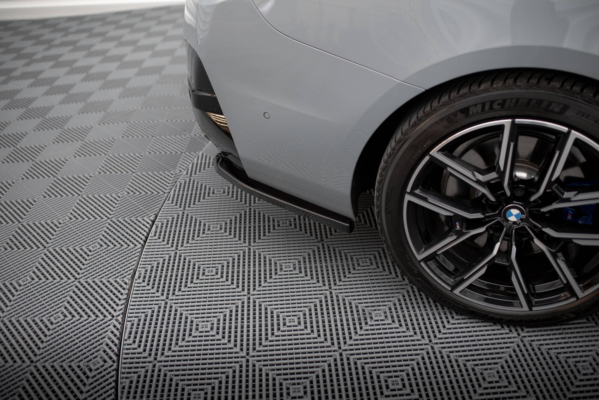 pol_po_Rear-Side-Splitters-V-1-BMW-M440i-Gran-Coupe-G26-19944_4 pol_po_Rear-Side-Splitters-V-1-BMW-M440i-Gran-Coupe-G26-19944_4