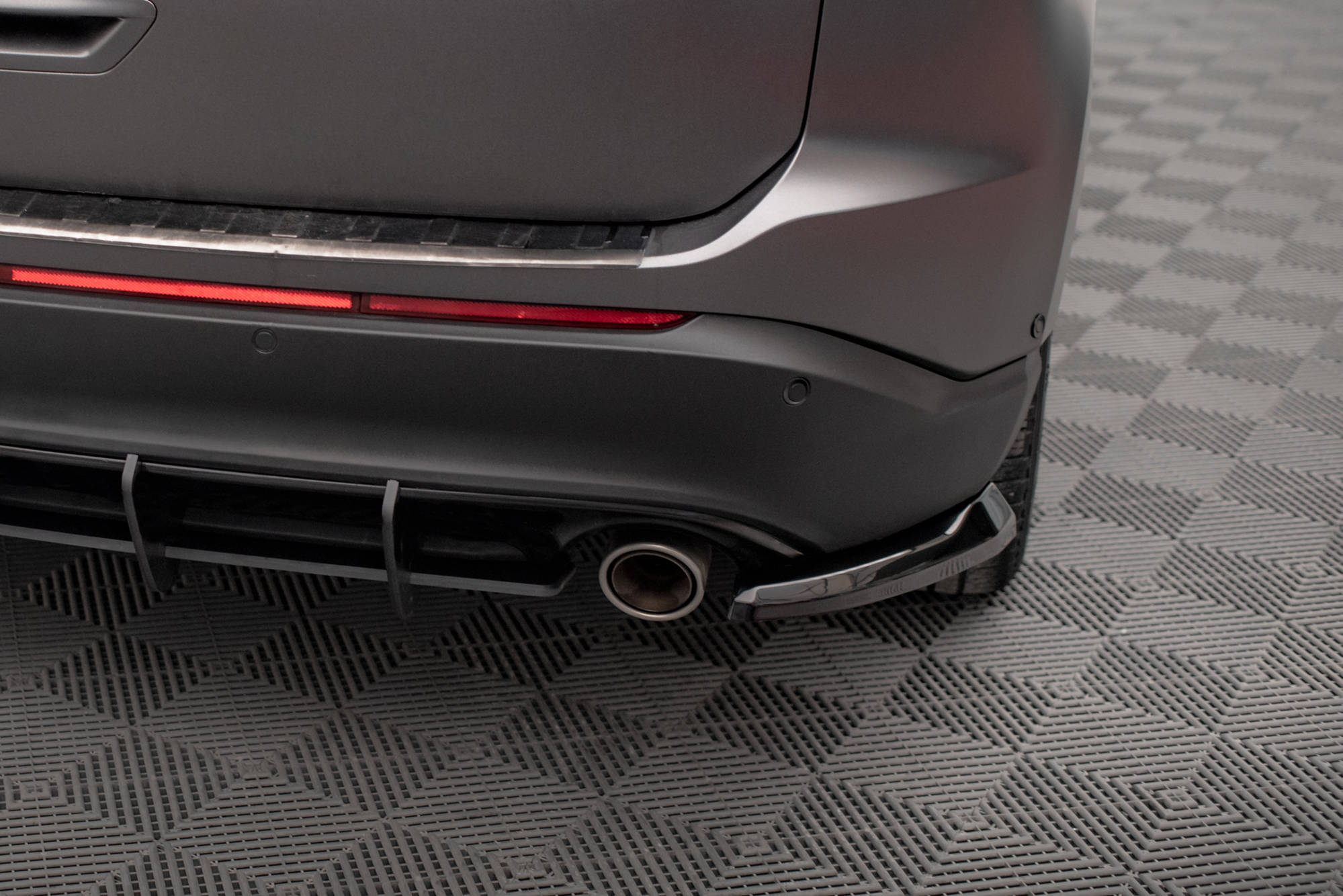 pol_po_Rear-Side-Splitters-V-1-Ford-Edge-Mk2-18266_6 pol_po_Rear-Side-Splitters-V-1-Ford-Edge-Mk2-18266_6