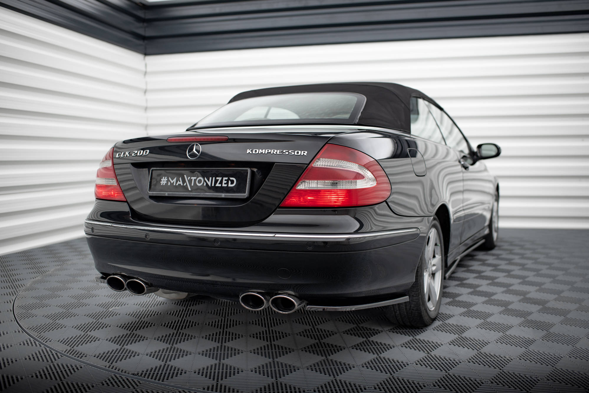 pol_po_Rear-Side-Splitters-V-1-Mercedes-Benz-CLK-W209-18872_2 pol_po_Rear-Side-Splitters-V-1-Mercedes-Benz-CLK-W209-18872_2