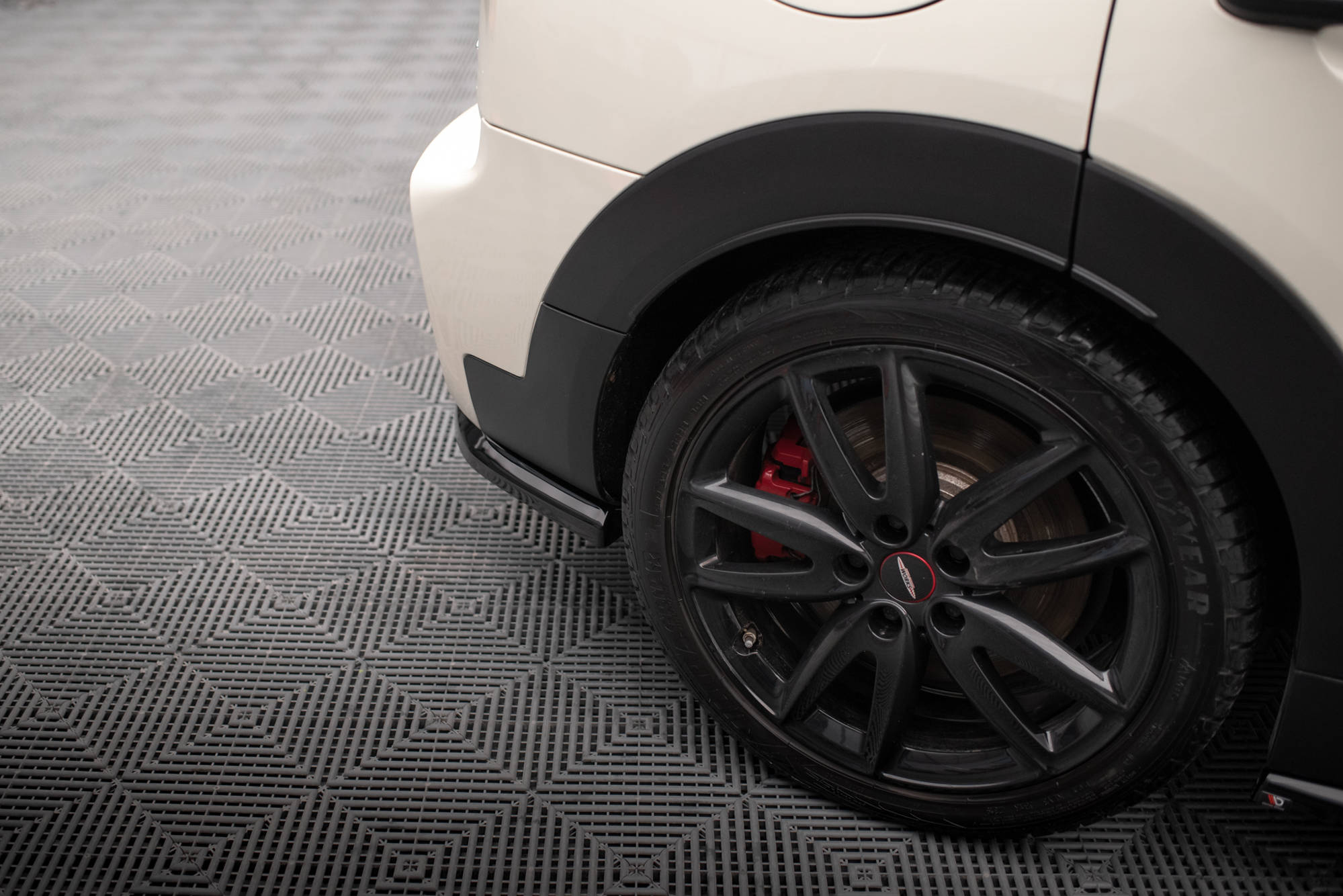 pol_po_Rear-Side-Splitters-V-1-Mini-Cooper-Clubman-John-Cooper-Works-F54-Facelift-18139_5 pol_po_Rear-Side-Splitters-V-1-Mini-Cooper-Clubman-John-Cooper-Works-F54-Facelift-18139_5