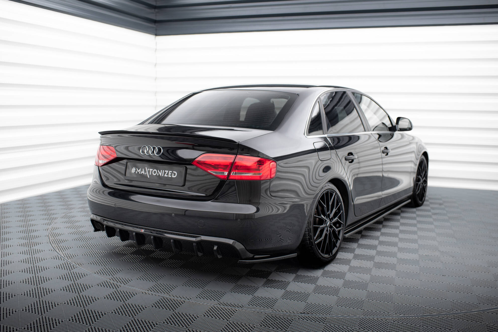 pol_po_Rear-Side-Splitters-V-2-Audi-A4-B8-22308_2 pol_po_Rear-Side-Splitters-V-2-Audi-A4-B8-22308_2