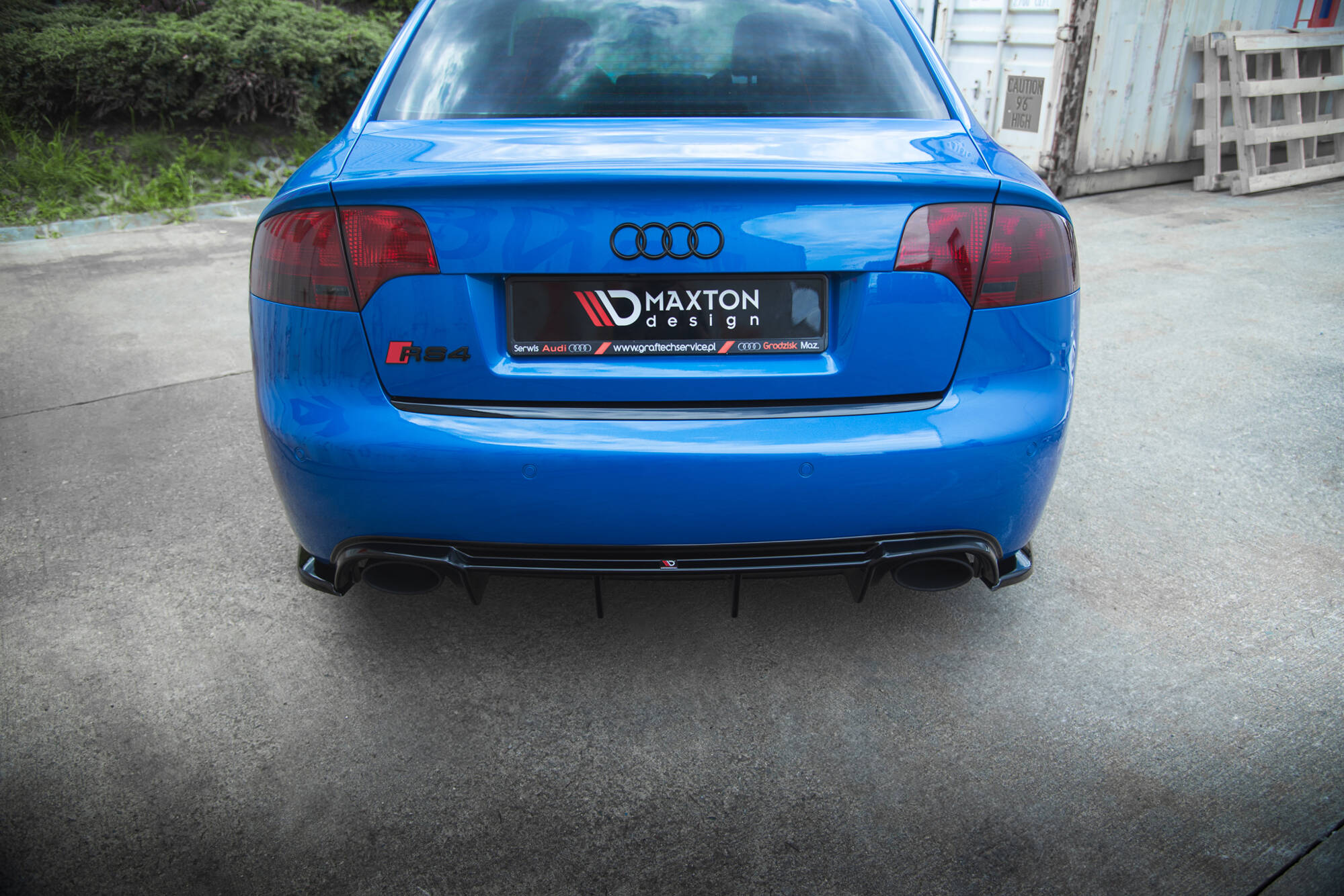 pol_po_Rear-Side-Splitters-V-2-Audi-RS4-Sedan-B7-10267_3 pol_po_Rear-Side-Splitters-V-2-Audi-RS4-Sedan-B7-10267_3