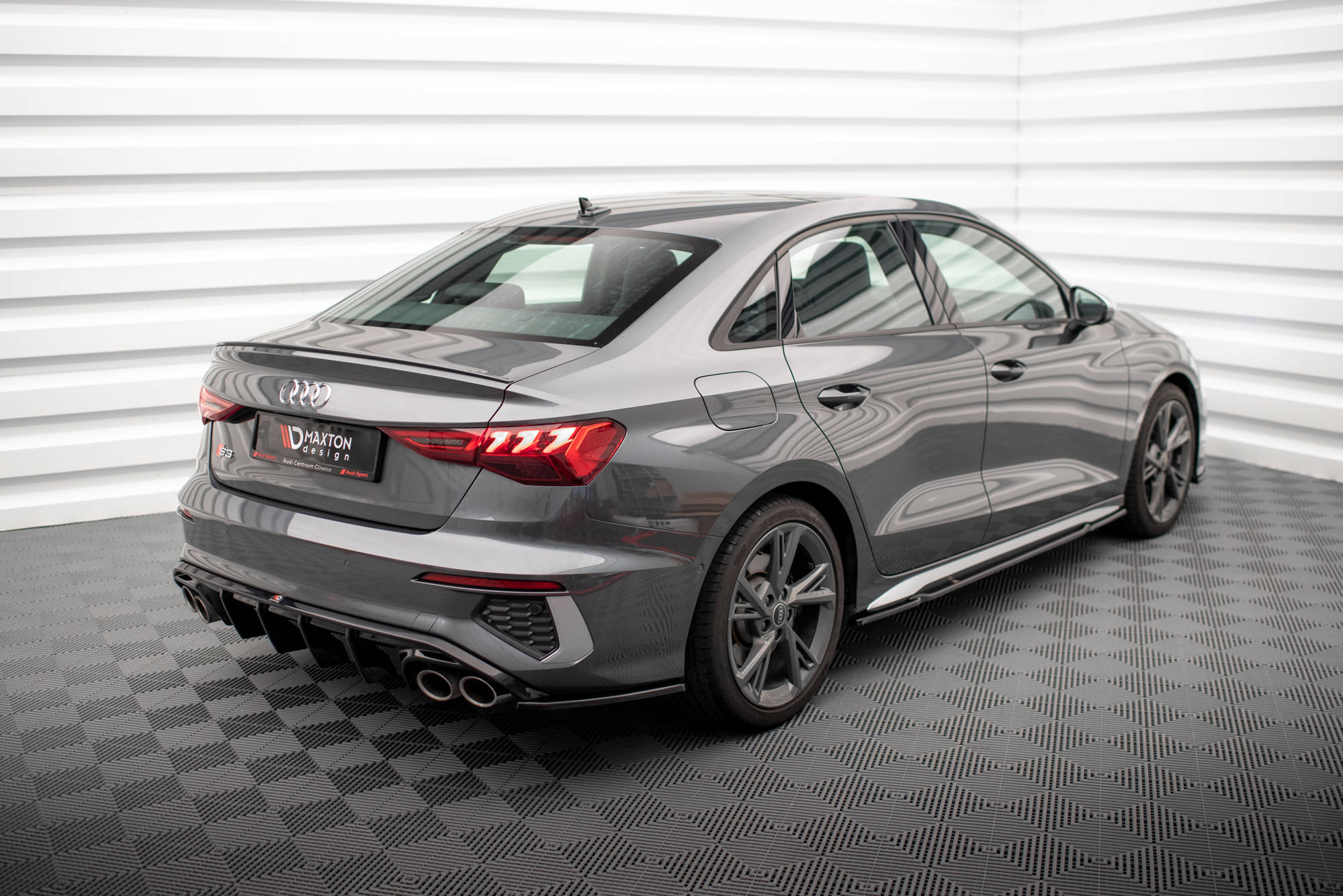 pol_po_Rear-Side-Splitters-V-2-Audi-S3-Sedan-8Y-18858_5 pol_po_Rear-Side-Splitters-V-2-Audi-S3-Sedan-8Y-18858_5