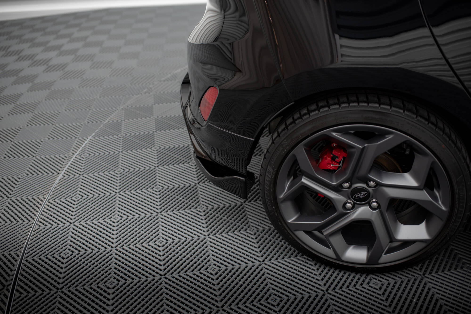 pol_po_Rear-Side-Splitters-V-2-Ford-FIesta-Mk8-ST-10069_4 pol_po_Rear-Side-Splitters-V-2-Ford-FIesta-Mk8-ST-10069_4