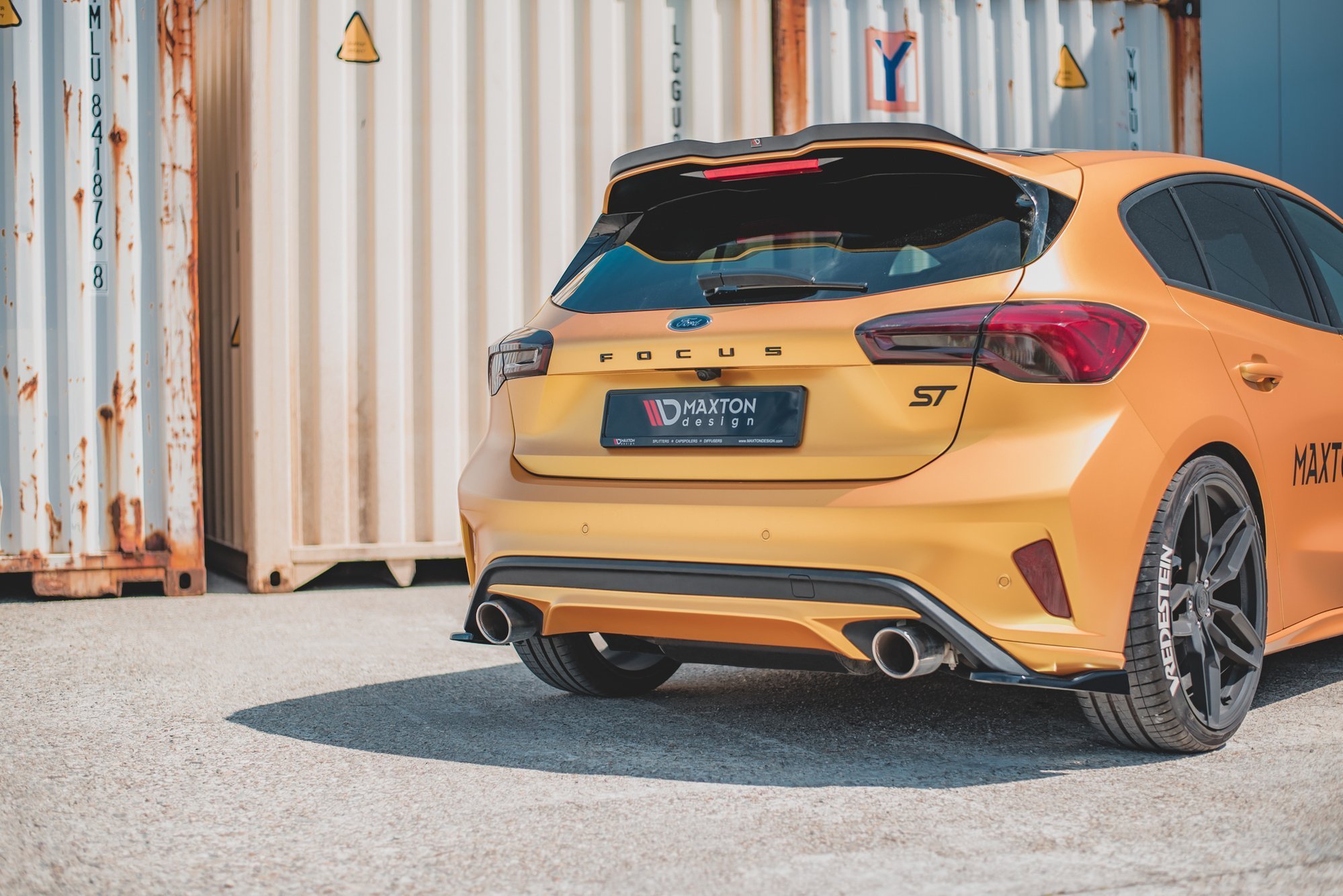 pol_po_Rear-Side-Splitters-V-2-Ford-Focus-Hatchback-ST-Mk4-10165_3 pol_po_Rear-Side-Splitters-V-2-Ford-Focus-Hatchback-ST-Mk4-10165_3
