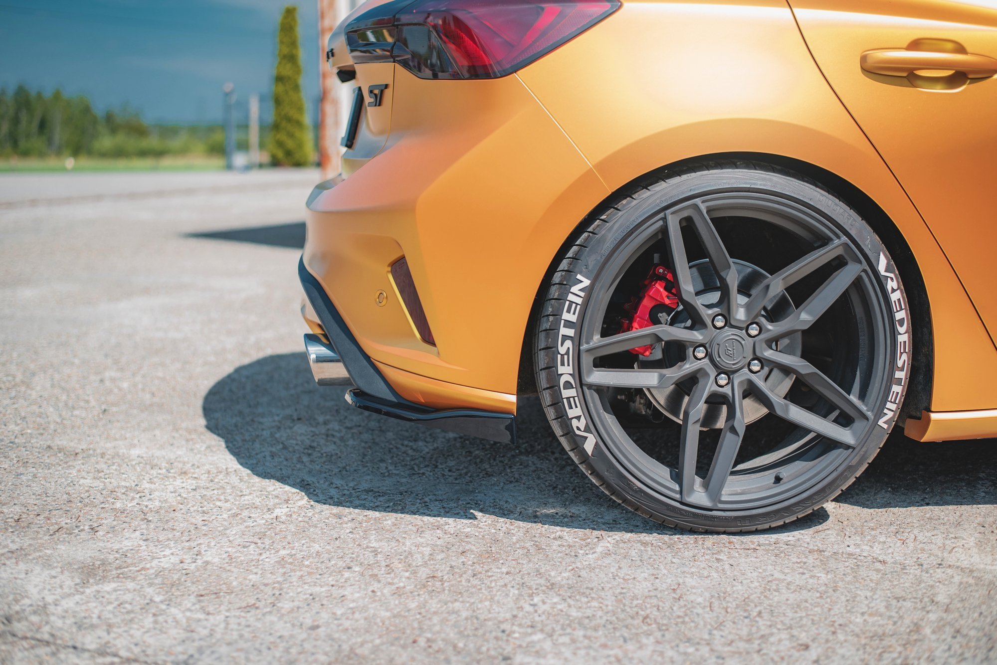 pol_po_Rear-Side-Splitters-V-2-Ford-Focus-Hatchback-ST-Mk4-10165_4 pol_po_Rear-Side-Splitters-V-2-Ford-Focus-Hatchback-ST-Mk4-10165_4