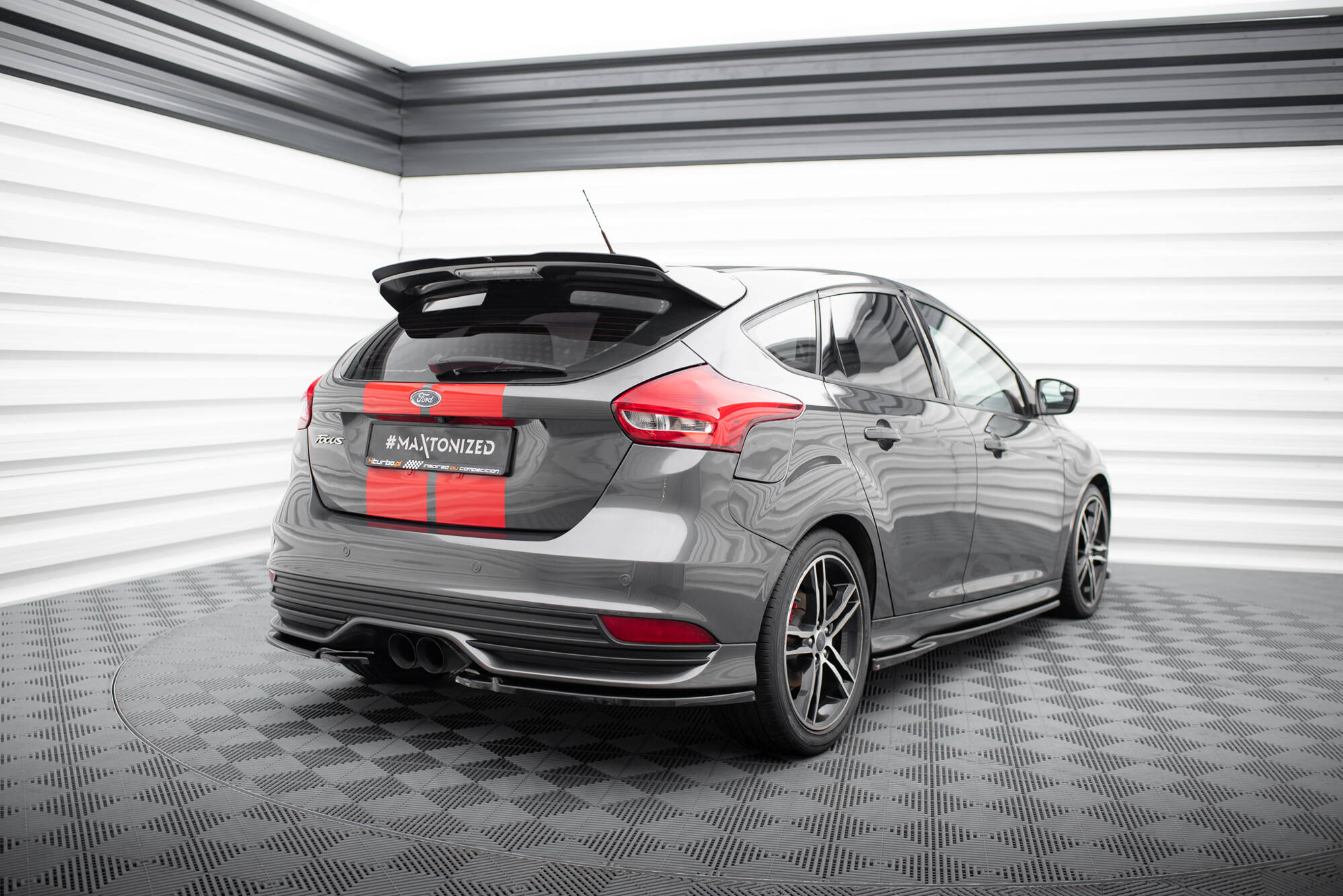 pol_po_Rear-Side-Splitters-V-2-Ford-Focus-ST-Mk3-Facelift-11151_2 pol_po_Rear-Side-Splitters-V-2-Ford-Focus-ST-Mk3-Facelift-11151_2