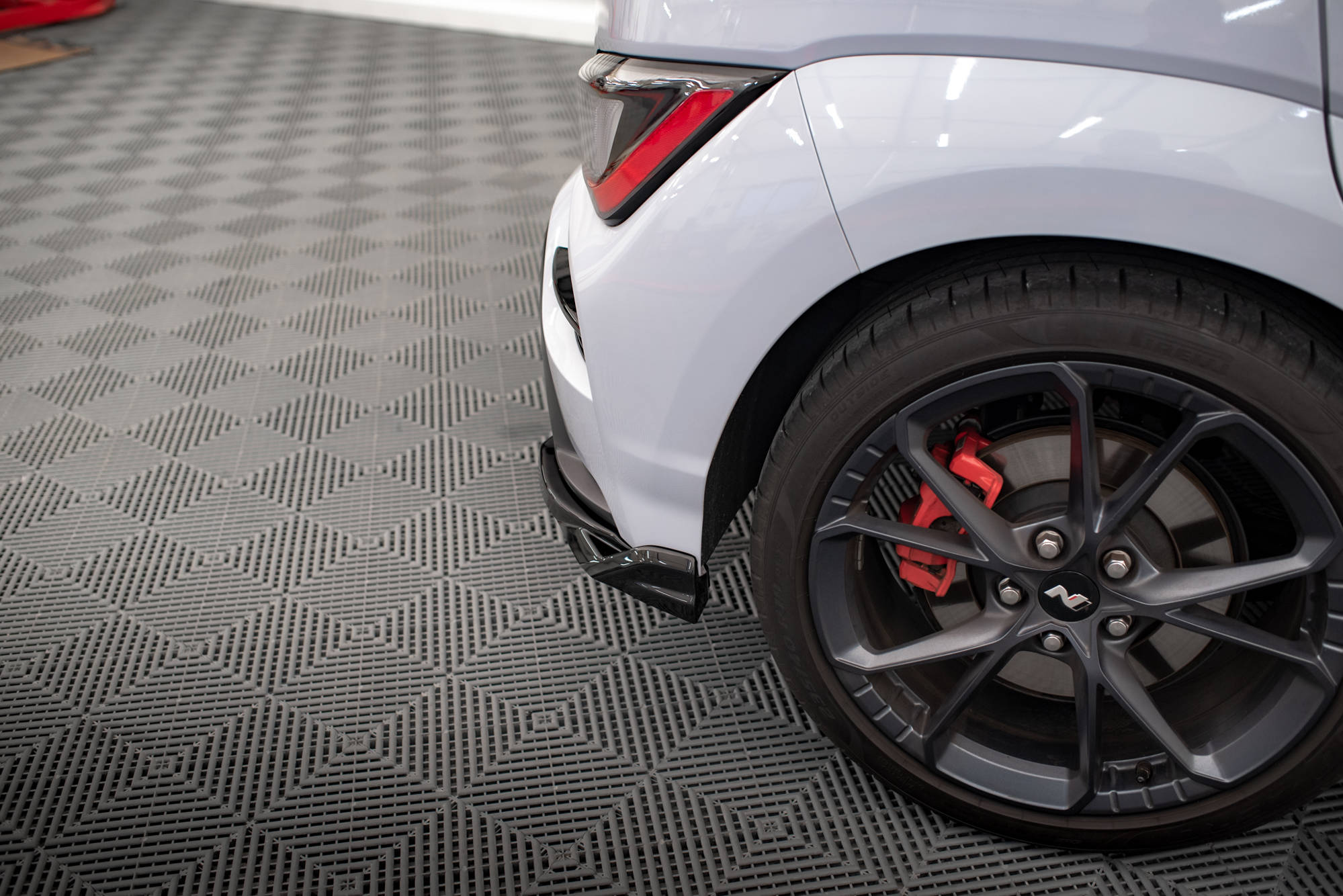 pol_po_Rear-Side-Splitters-V-2-Hyundai-Kona-N-Mk1-18082_1 pol_po_Rear-Side-Splitters-V-2-Hyundai-Kona-N-Mk1-18082_1