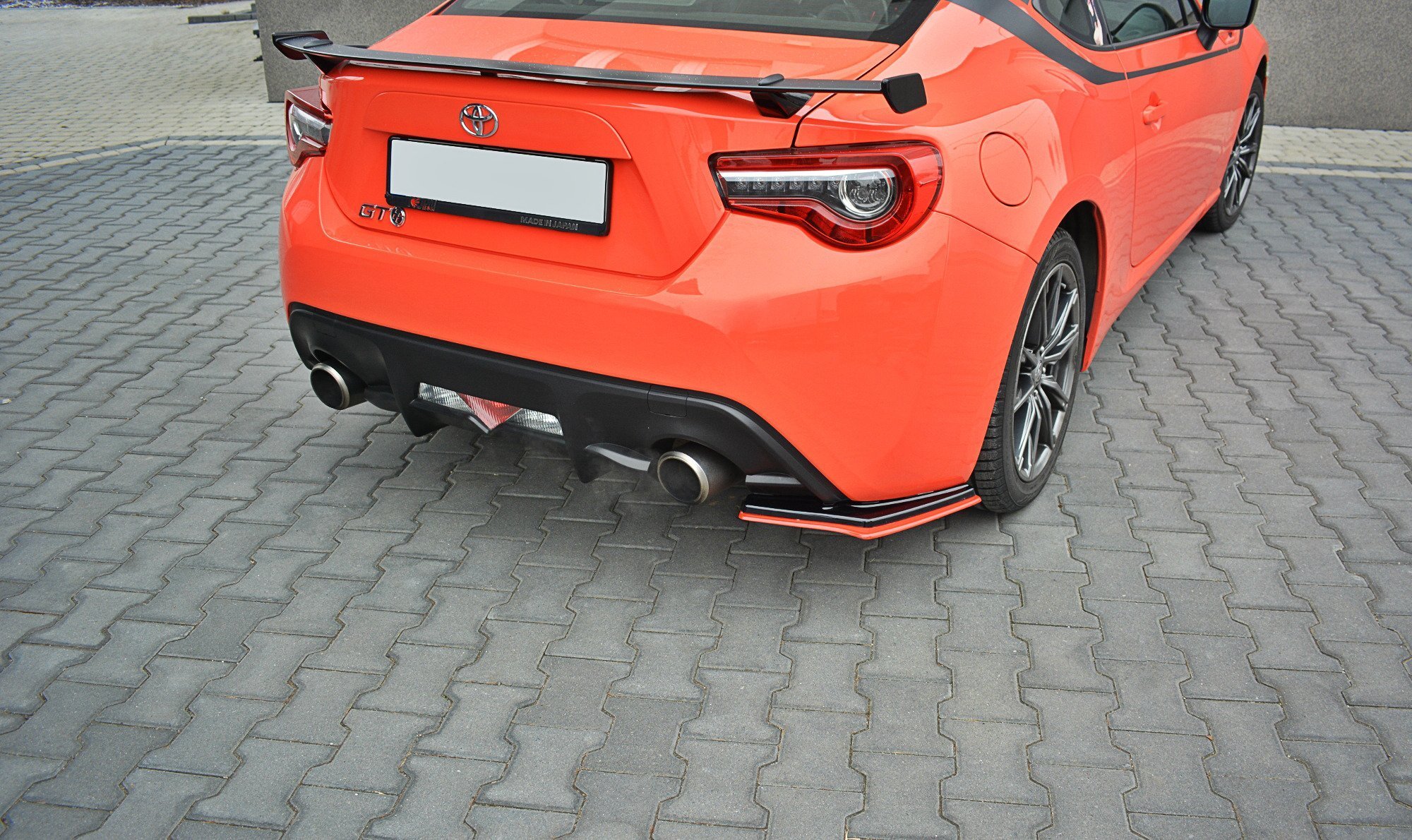 pol_po_Rear-Side-Splitters-V-2-Toyota-GT86-Facelift-6513_5 pol_po_Rear-Side-Splitters-V-2-Toyota-GT86-Facelift-6513_5