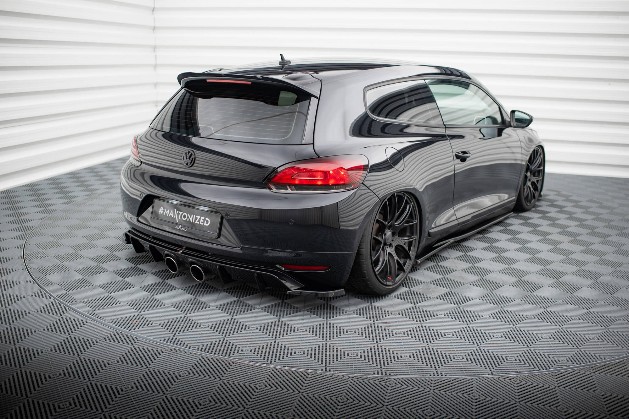 pol_po_Rear-Side-Splitters-V-2-Volkswagen-Scirocco-Mk3-20684_6 pol_po_Rear-Side-Splitters-V-2-Volkswagen-Scirocco-Mk3-20684_6