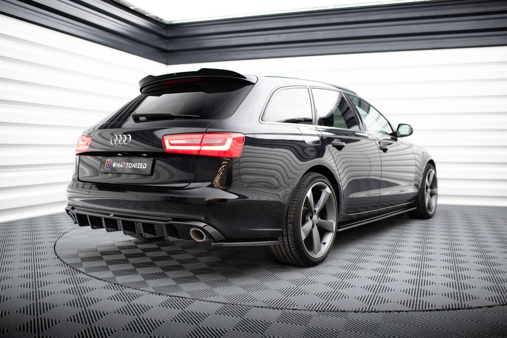pol_po_Rear-Side-Splitters-V-3-Audi-A6-Avant-Sedan-C7-19176_5 pol_po_Rear-Side-Splitters-V-3-Audi-A6-Avant-Sedan-C7-19176_5