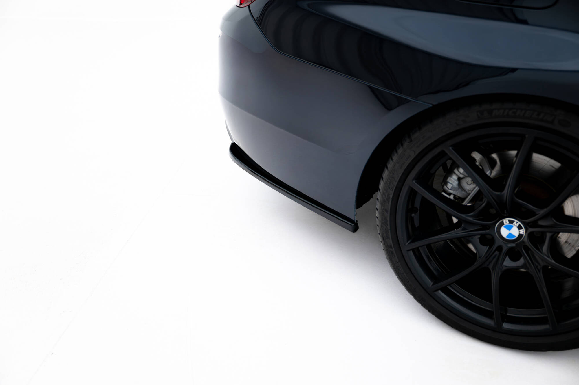 pol_po_Rear-Side-Splitters-V-3-BMW-5-M-Pack-F10-F11-19613_4 pol_po_Rear-Side-Splitters-V-3-BMW-5-M-Pack-F10-F11-19613_4