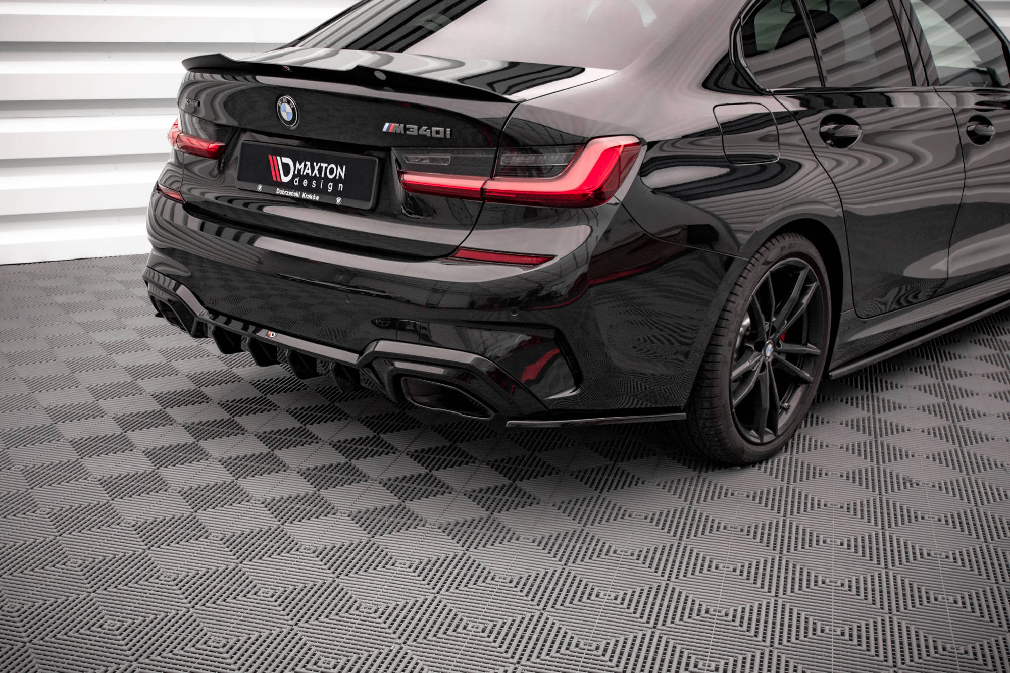 pol_po_Rear-Side-Splitters-V-3-BMW-M340i-M-Pack-G20-G21-16514_3 pol_po_Rear-Side-Splitters-V-3-BMW-M340i-M-Pack-G20-G21-16514_3