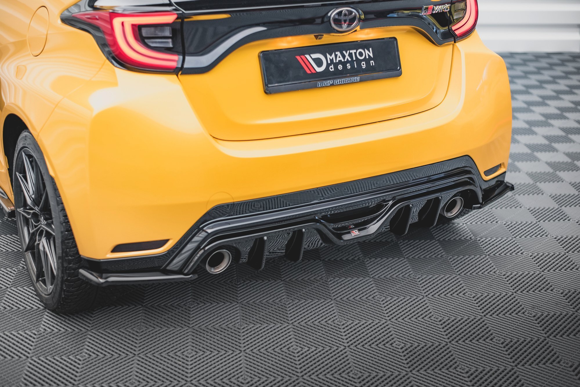 pol_po_Rear-Side-Splitters-V-3-Toyota-GR-Yaris-Mk4-11967_5 pol_po_Rear-Side-Splitters-V-3-Toyota-GR-Yaris-Mk4-11967_5