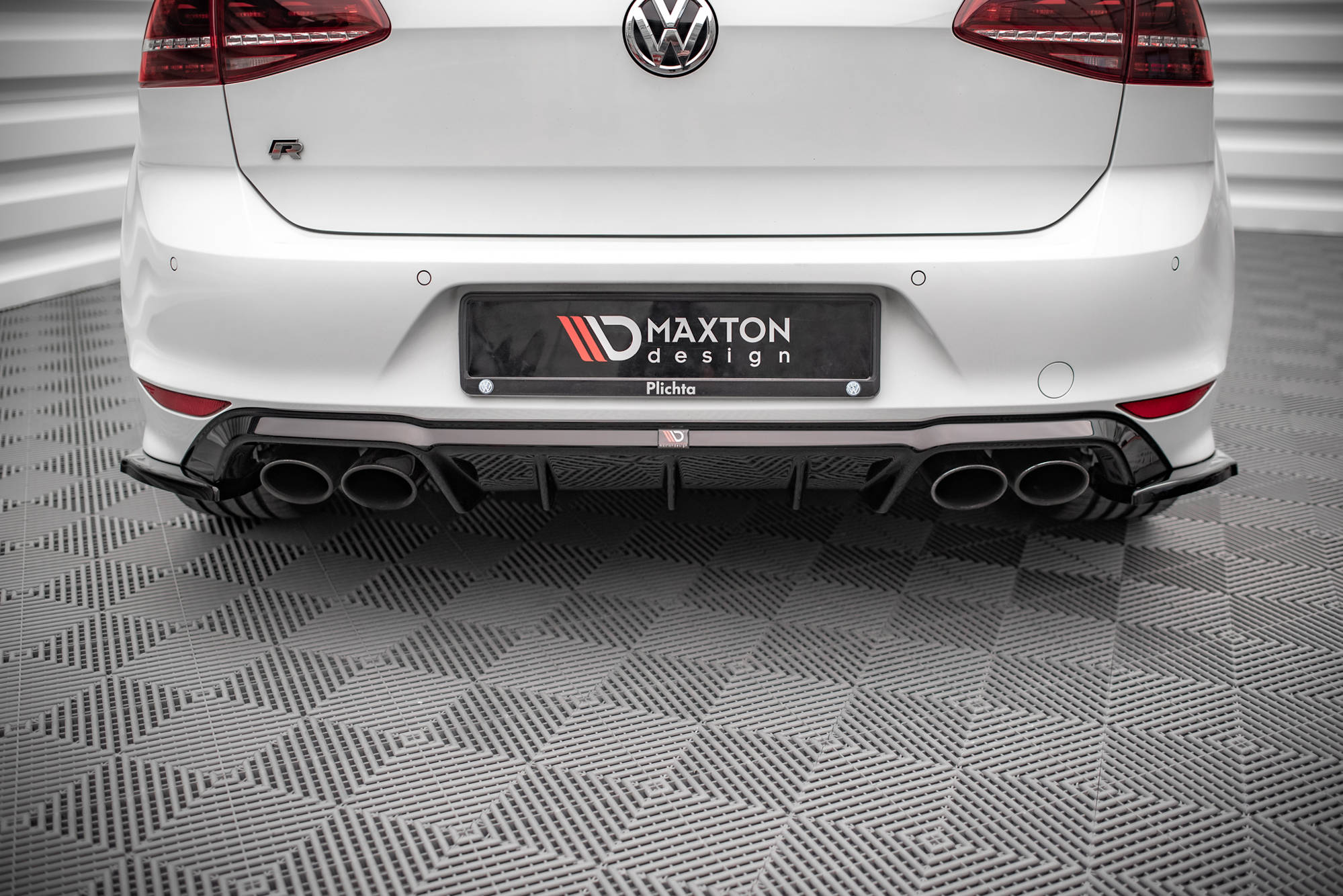 pol_po_Rear-Side-Splitters-V-4-Volkswagen-Golf-R-Mk7-14306_6 pol_po_Rear-Side-Splitters-V-4-Volkswagen-Golf-R-Mk7-14306_6