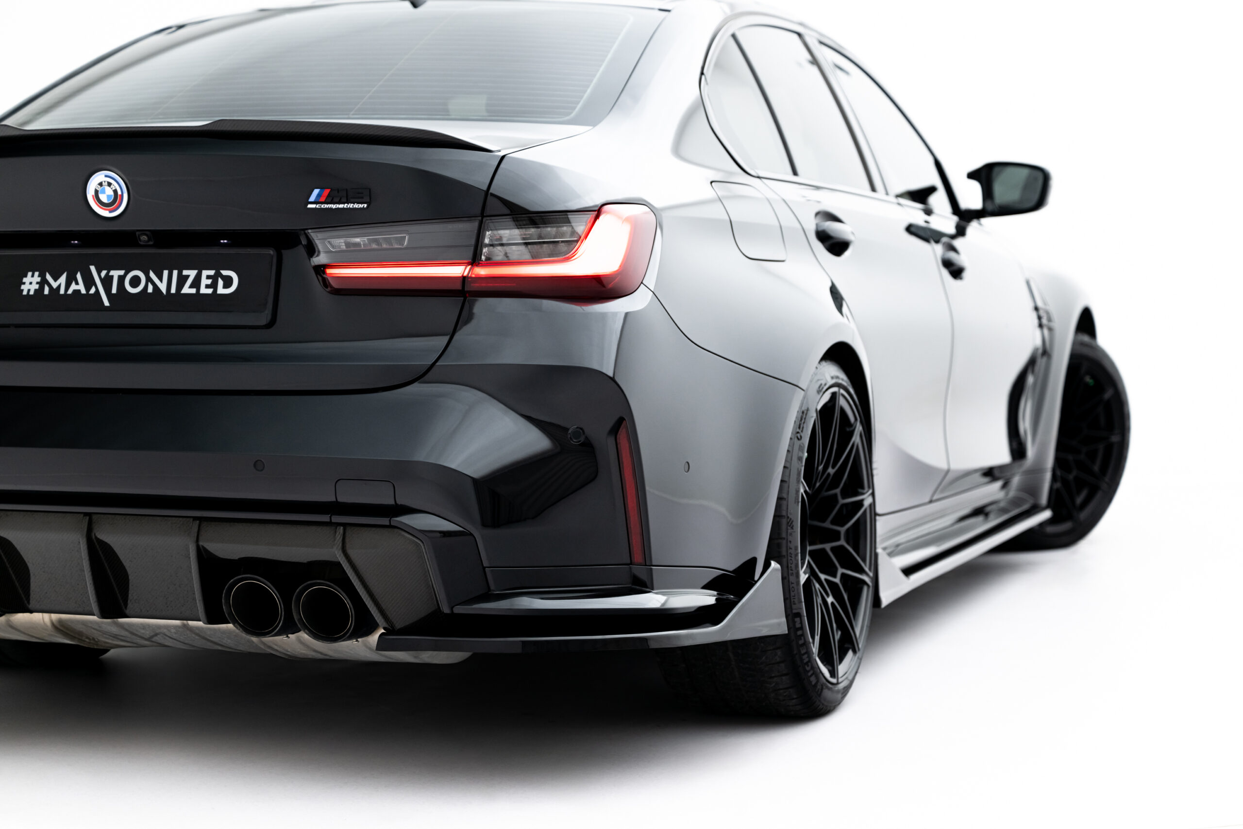 pol_po_Rear-Side-Splitters-V-5-BMW-M3-Sedan-Touring-G80-G81-22834_3 pol_po_Rear-Side-Splitters-V-5-BMW-M3-Sedan-Touring-G80-G81-22834_3