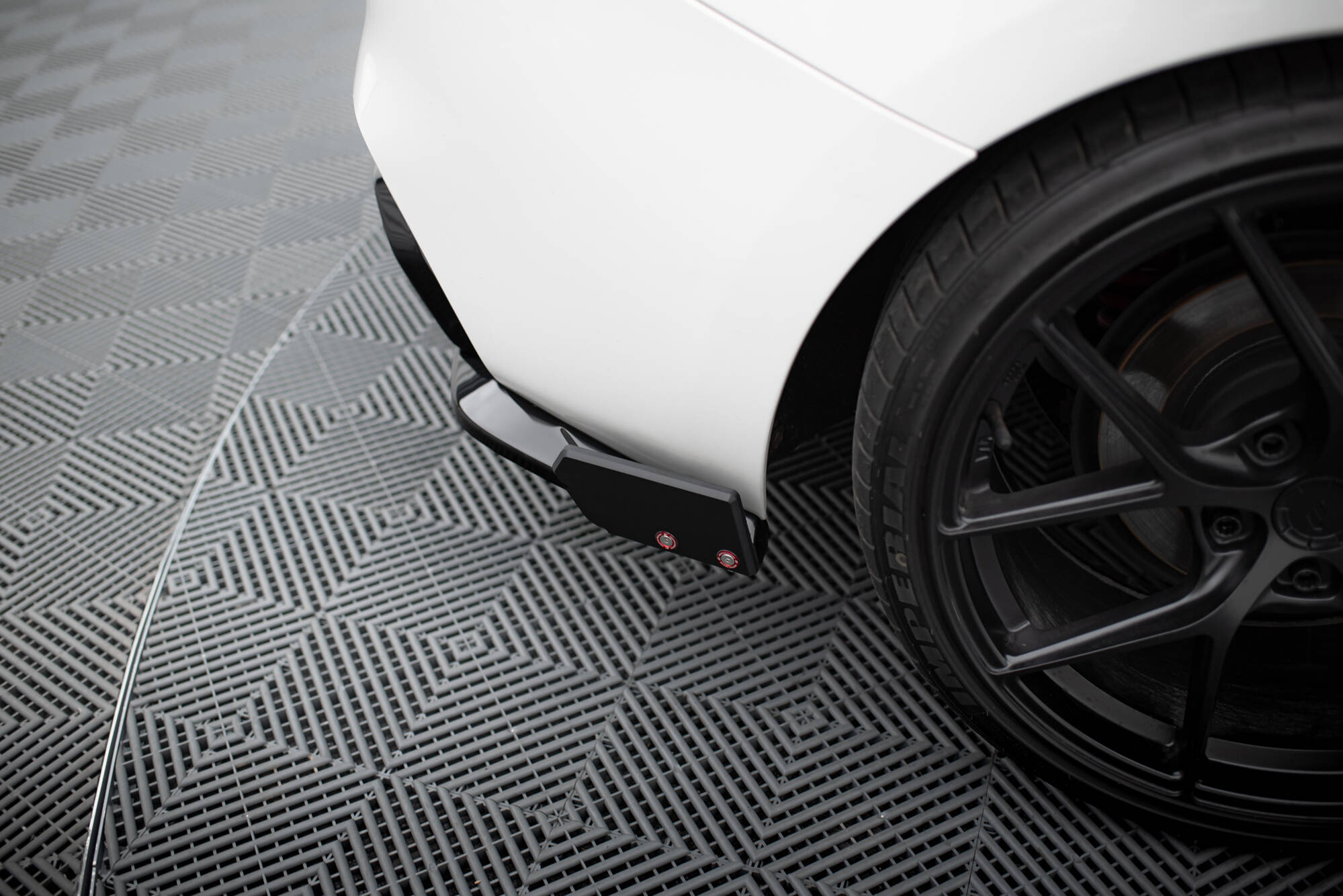 pol_po_Rear-Side-Splitters-V-5-Flaps-For-rear-valance-V-3-BMW-1-M-Pack-M140i-F20-Facelift-21006_4 pol_po_Rear-Side-Splitters-V-5-Flaps-For-rear-valance-V-3-BMW-1-M-Pack-M140i-F20-Facelift-21006_4