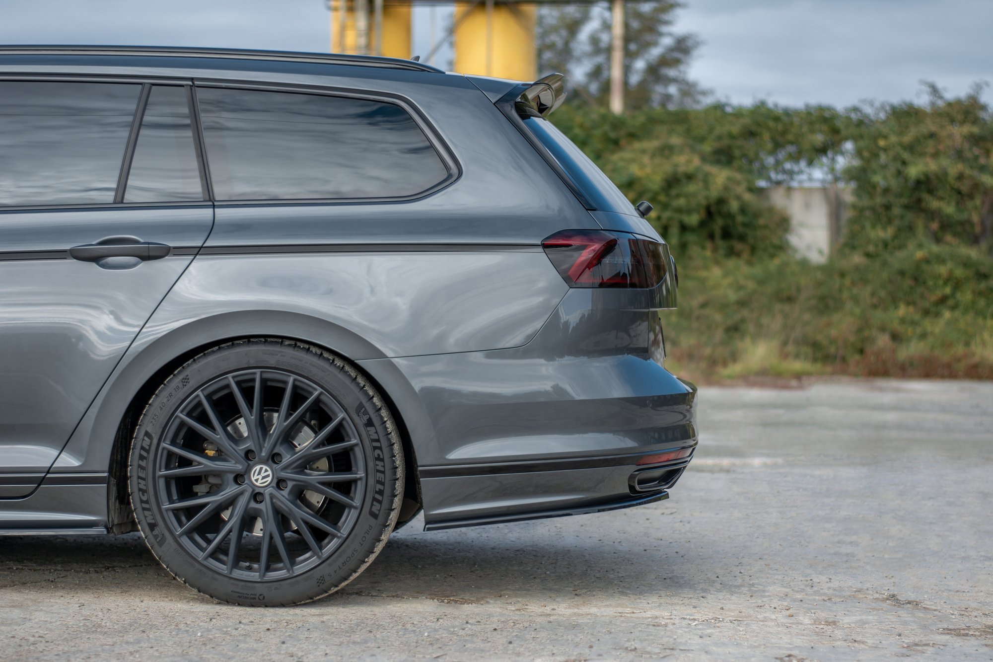 pol_po_Rear-Side-Splitters-Volkswagen-Passat-R-Line-B8-9105_1 pol_po_Rear-Side-Splitters-Volkswagen-Passat-R-Line-B8-9105_1