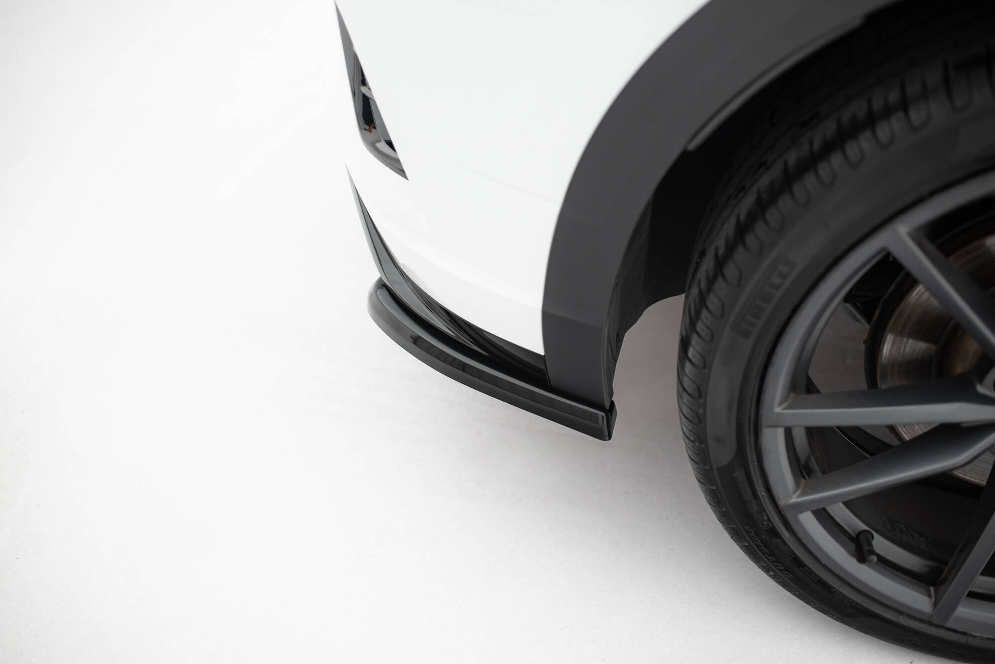 pol_po_Rear-Side-Splitters-Volkswagen-T-Roc-R-Mk1-21346_1 pol_po_Rear-Side-Splitters-Volkswagen-T-Roc-R-Mk1-21346_1