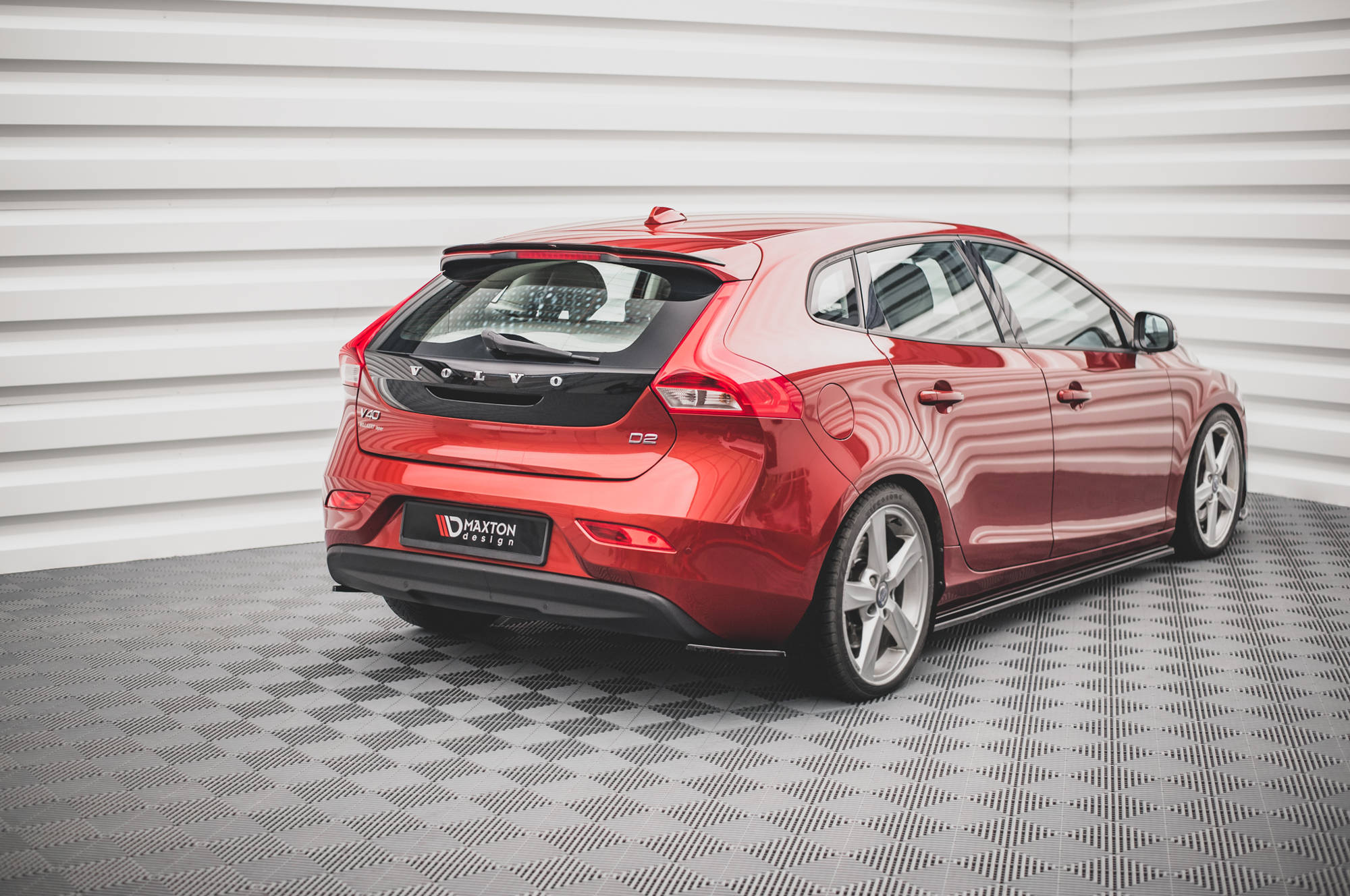 pol_po_Rear-Side-Splitters-Volvo-V40-9117_1 pol_po_Rear-Side-Splitters-Volvo-V40-9117_1