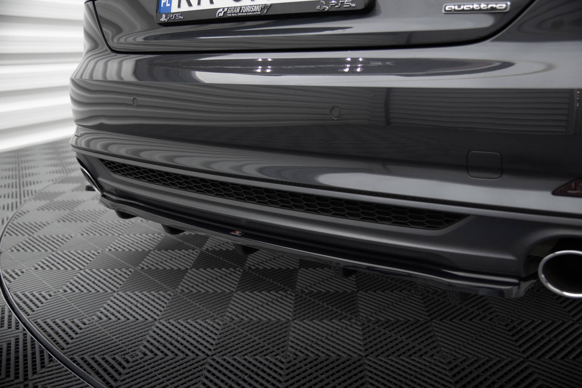 pol_po_Rear-Splitter-Audi-A5-S-Line-F5-Coupe-Sportback-with-vertical-bars-5673_2 pol_po_Rear-Splitter-Audi-A5-S-Line-F5-Coupe-Sportback-with-vertical-bars-5673_2