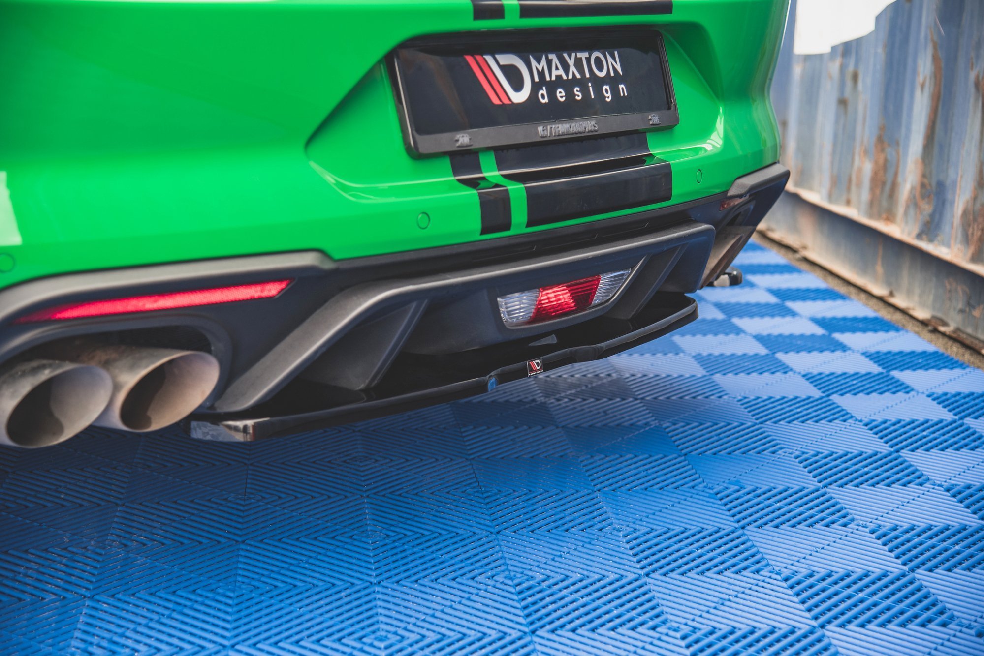 pol_po_Rear-Splitter-Ford-Mustang-GT-Mk6-Facelift-11529_3 pol_po_Rear-Splitter-Ford-Mustang-GT-Mk6-Facelift-11529_3
