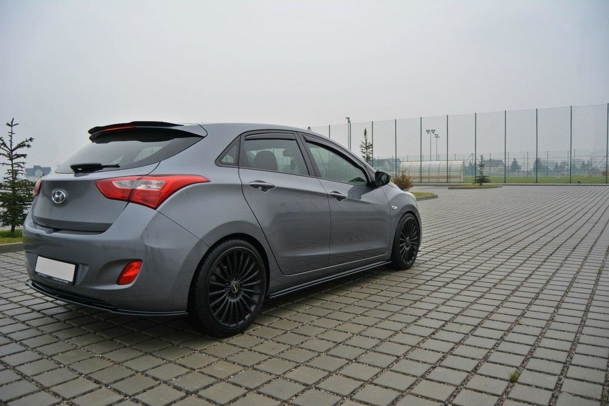 pol_po_Rear-Splitter-Hyundai-i30-mk-2-5679_5 pol_po_Rear-Splitter-Hyundai-i30-mk-2-5679_5