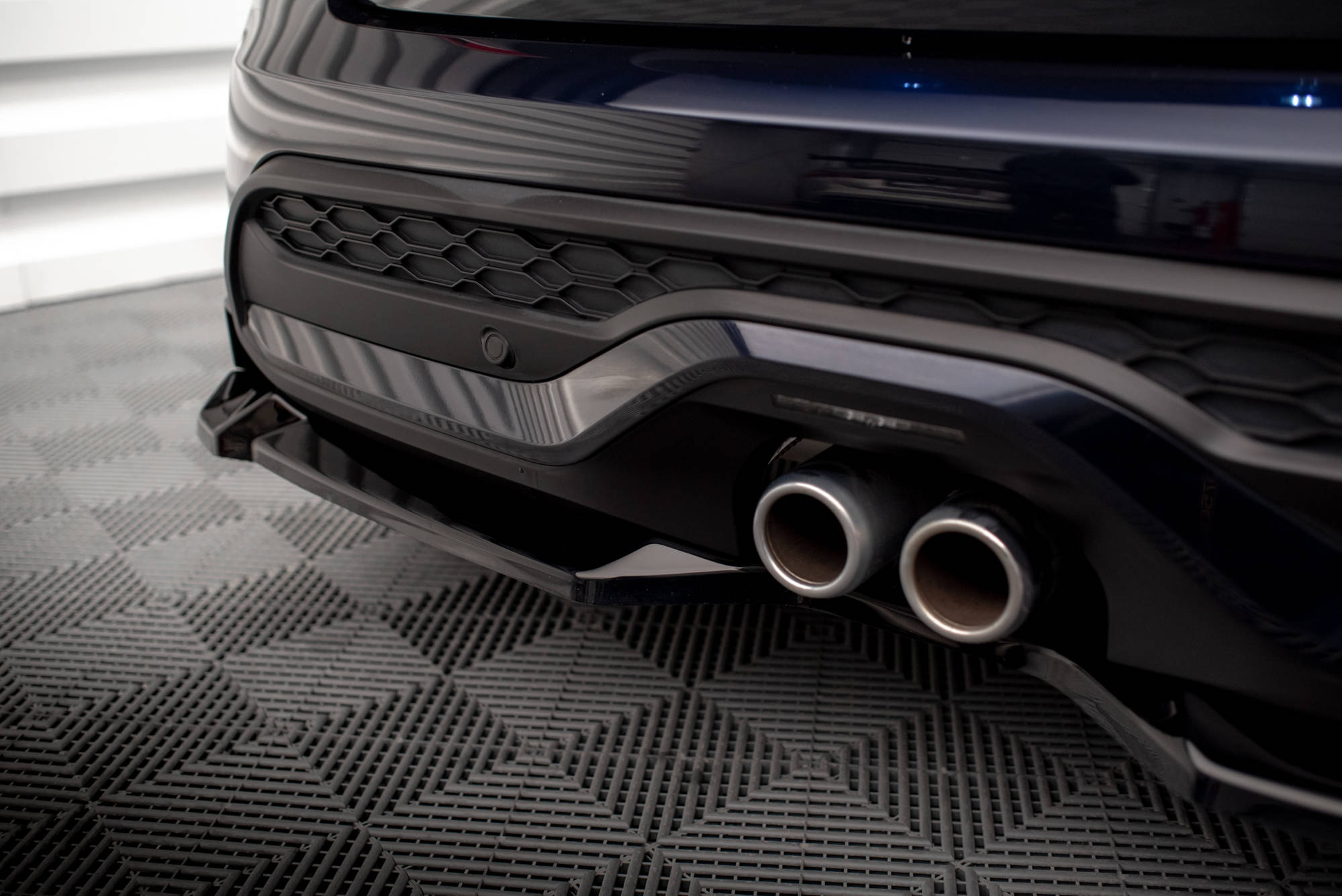 pol_po_Rear-Splitter-Mini-Cooper-S-F56-Facelift-18549_6 pol_po_Rear-Splitter-Mini-Cooper-S-F56-Facelift-18549_6