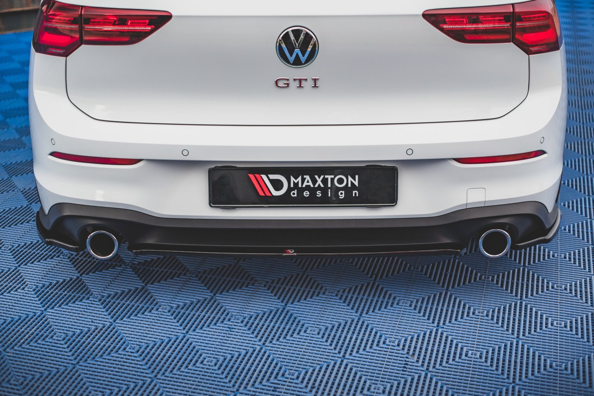 pol_po_Rear-Splitter-Volkswagen-Golf-GTI-Mk8-11076_6 pol_po_Rear-Splitter-Volkswagen-Golf-GTI-Mk8-11076_6