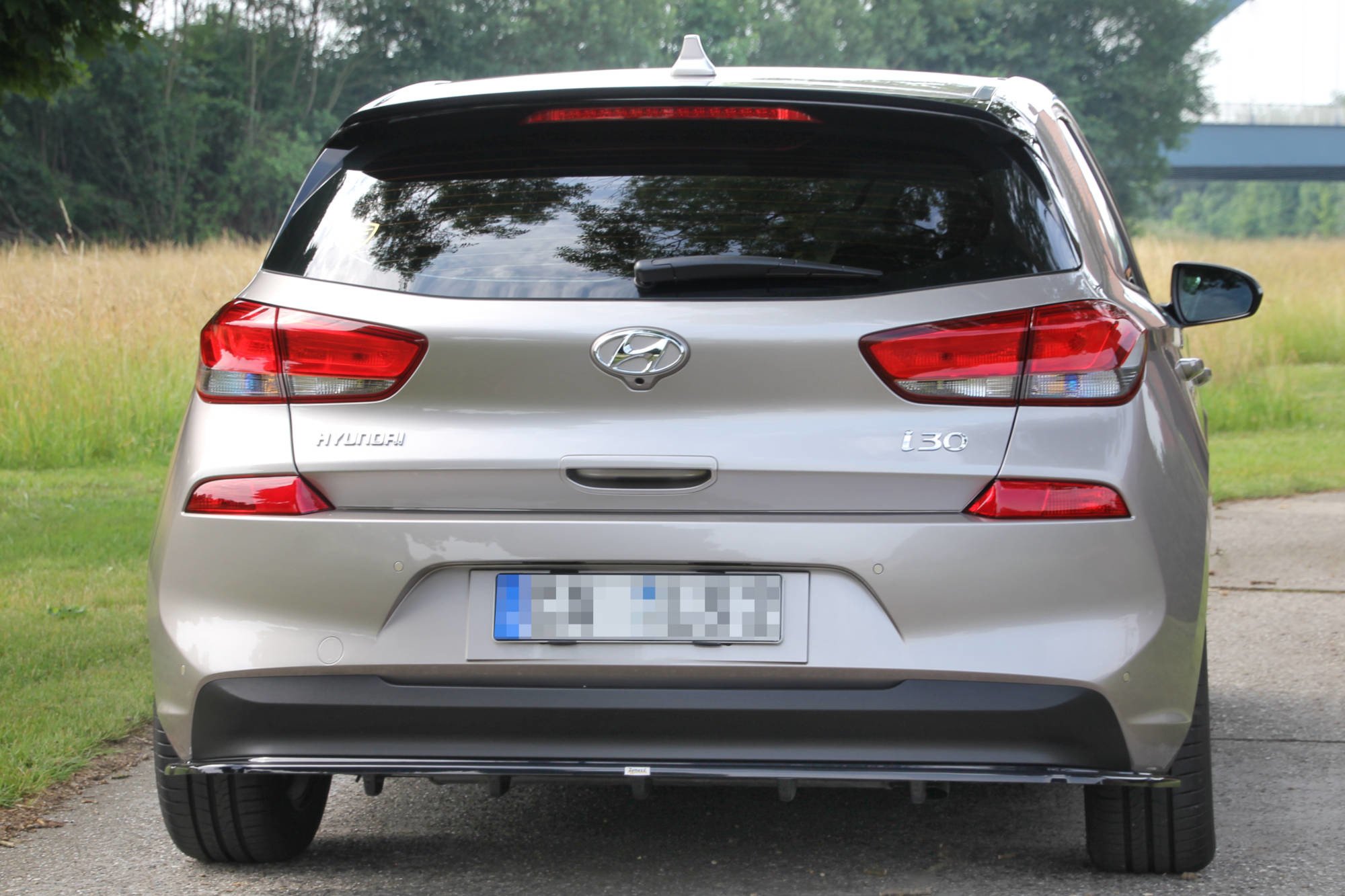 pol_po_Rear-Splitter-WITH-VERTICAL-BARS-HYUNDAI-I30-MK3-HATCHBACK-7433_5 pol_po_Rear-Splitter-WITH-VERTICAL-BARS-HYUNDAI-I30-MK3-HATCHBACK-7433_5