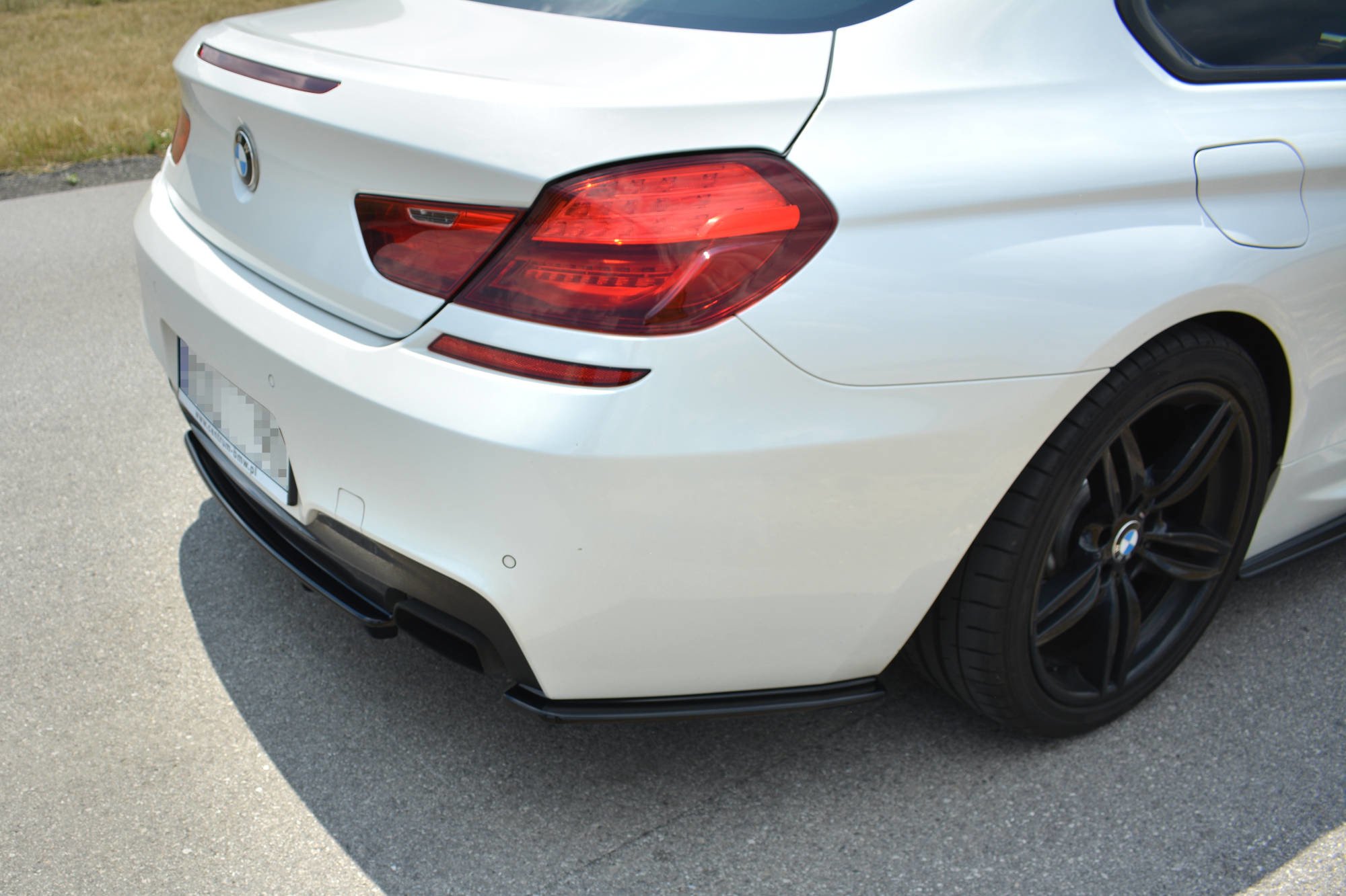 pol_po_Rear-Splitter-for-BMW-6-Gran-Coupe-MPACK-with-a-vertical-bar-1033_11 pol_po_Rear-Splitter-for-BMW-6-Gran-Coupe-MPACK-with-a-vertical-bar-1033_11