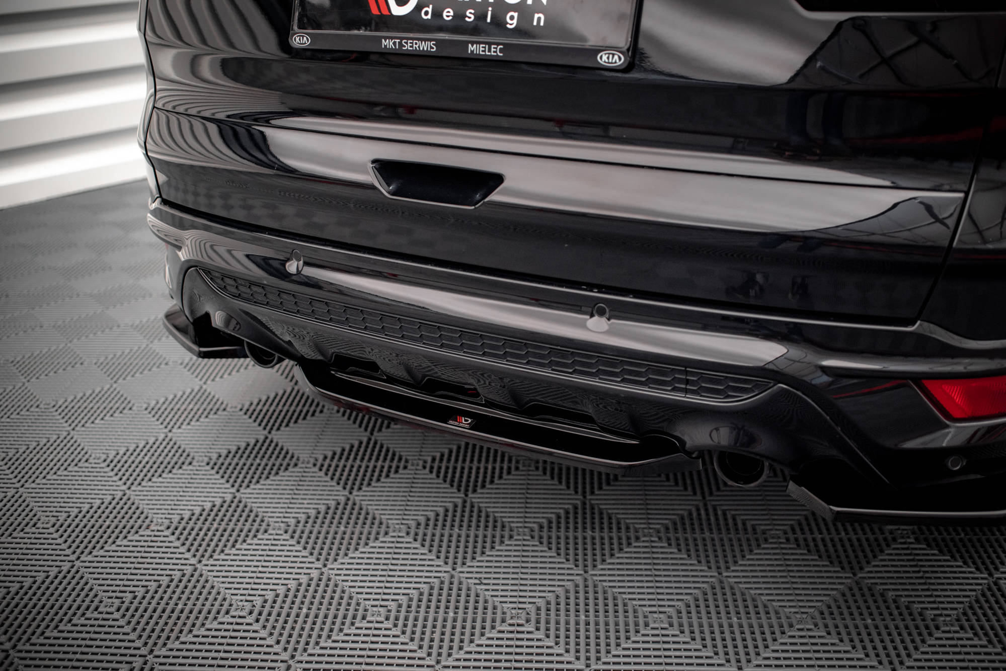 pol_po_Rear-Splitter-for-Ford-Escape-ST-Line-Mk3-14888_3 pol_po_Rear-Splitter-for-Ford-Escape-ST-Line-Mk3-14888_3