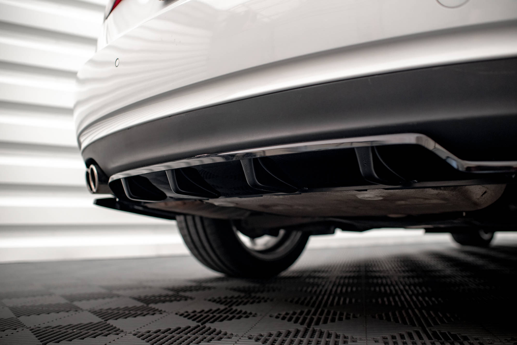 pol_po_Rear-Splitter-with-vertical-bars-Audi-A5-Coupe-8T-Facelift-18222_4 pol_po_Rear-Splitter-with-vertical-bars-Audi-A5-Coupe-8T-Facelift-18222_4