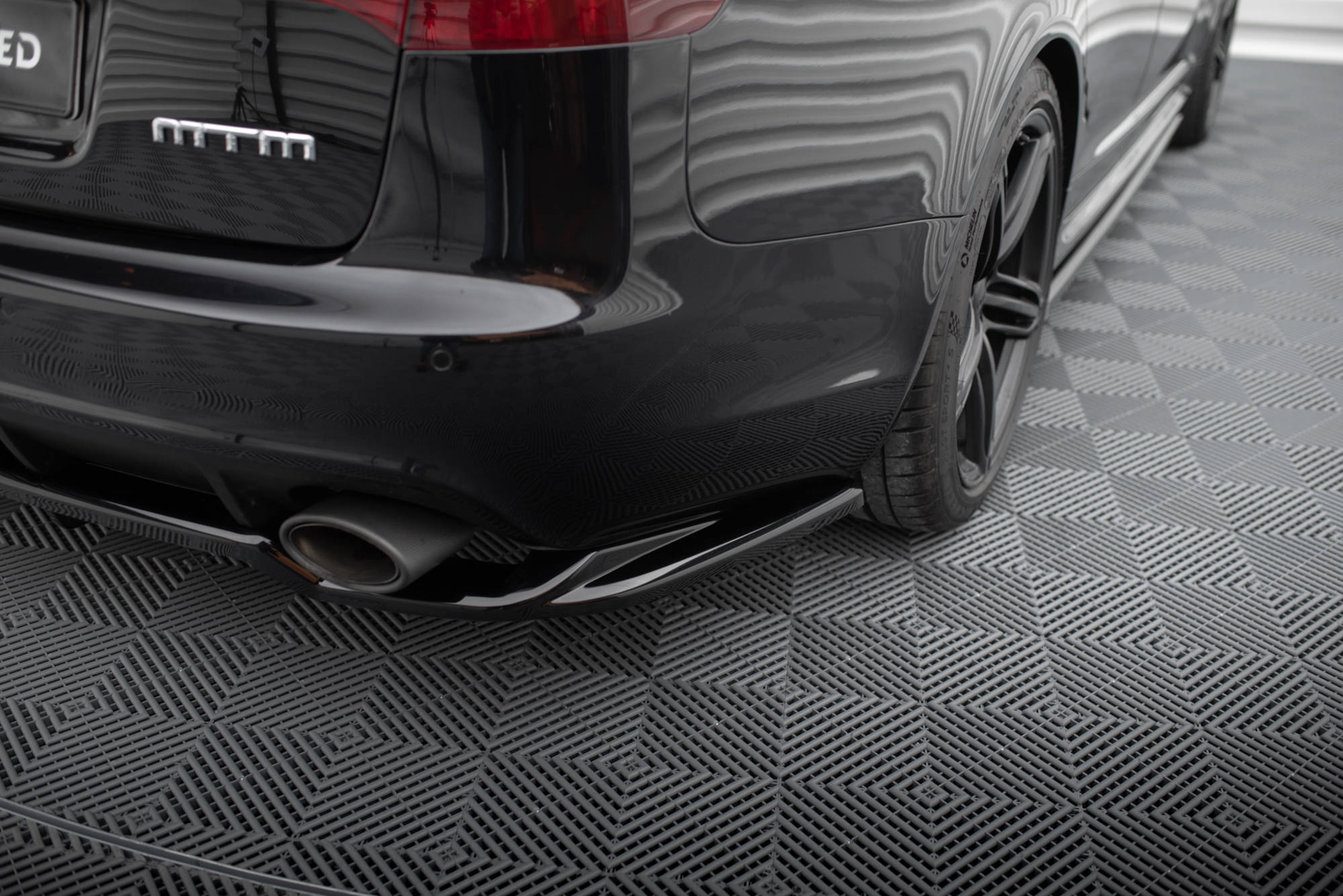 pol_po_Rear-Splitter-with-vertical-bars-Audi-RS6-Avant-C6-18437_3 pol_po_Rear-Splitter-with-vertical-bars-Audi-RS6-Avant-C6-18437_3
