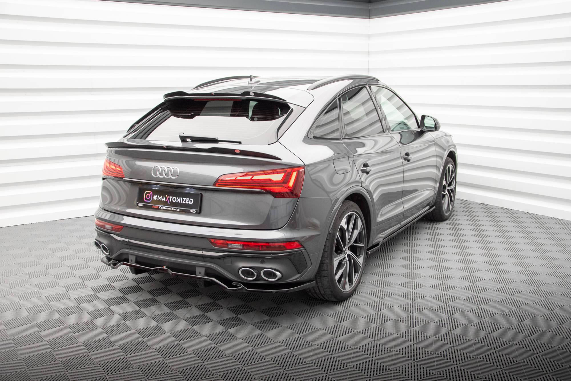 pol_po_Rear-Splitter-with-vertical-bars-Audi-SQ5-Q5-S-Line-Sportback-Mk2-Facelift-18467_2 pol_po_Rear-Splitter-with-vertical-bars-Audi-SQ5-Q5-S-Line-Sportback-Mk2-Facelift-18467_2