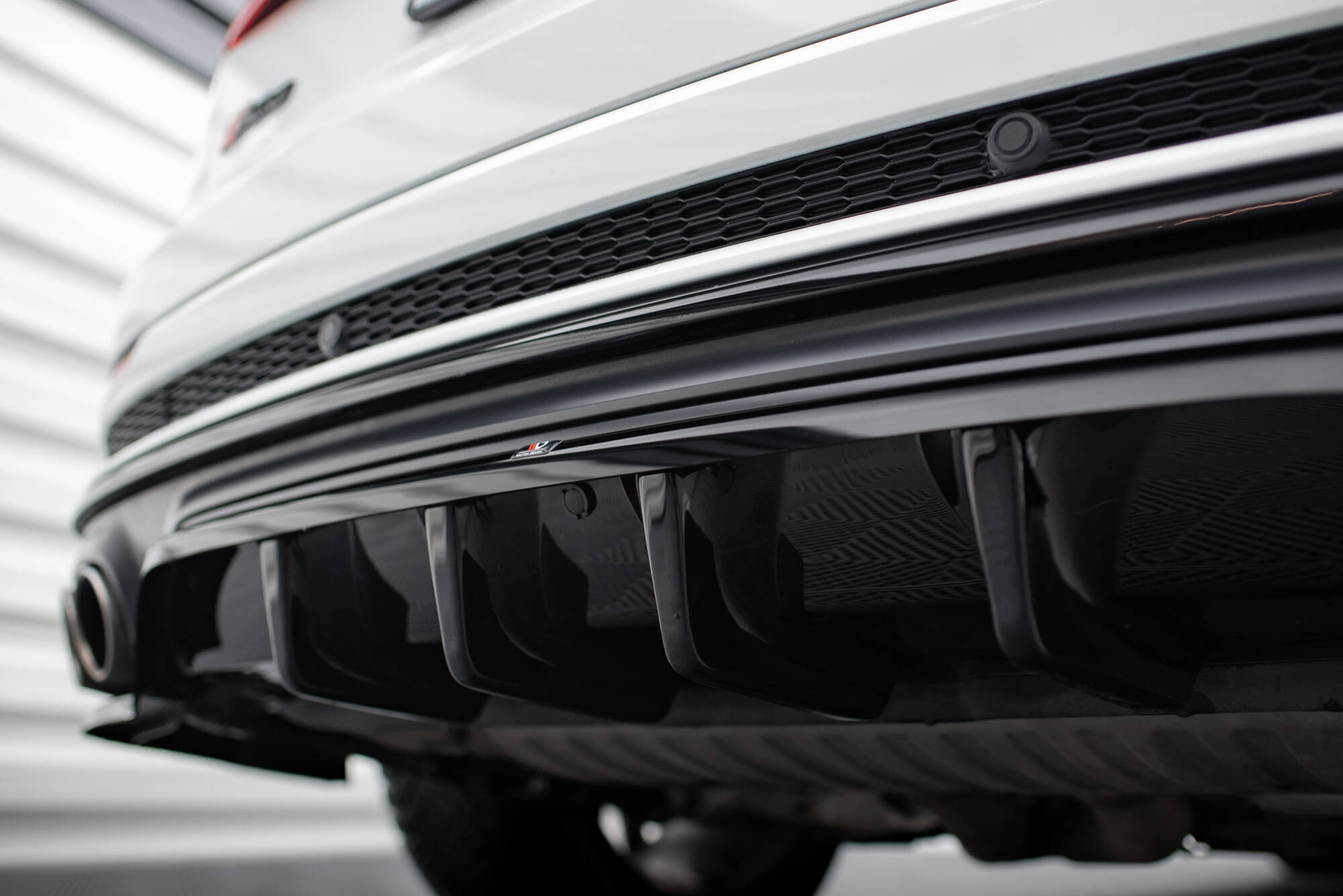 pol_po_Rear-Splitter-with-vertical-bars-Audi-SQ8-Mk1-20879_3 pol_po_Rear-Splitter-with-vertical-bars-Audi-SQ8-Mk1-20879_3