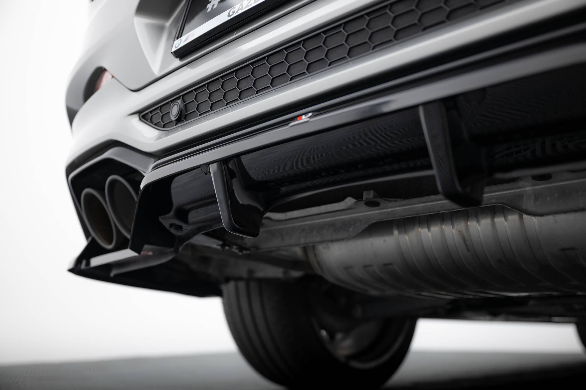 pol_po_Rear-Splitter-with-vertical-bars-BMW-X4-M-F98-21215_5 pol_po_Rear-Splitter-with-vertical-bars-BMW-X4-M-F98-21215_5