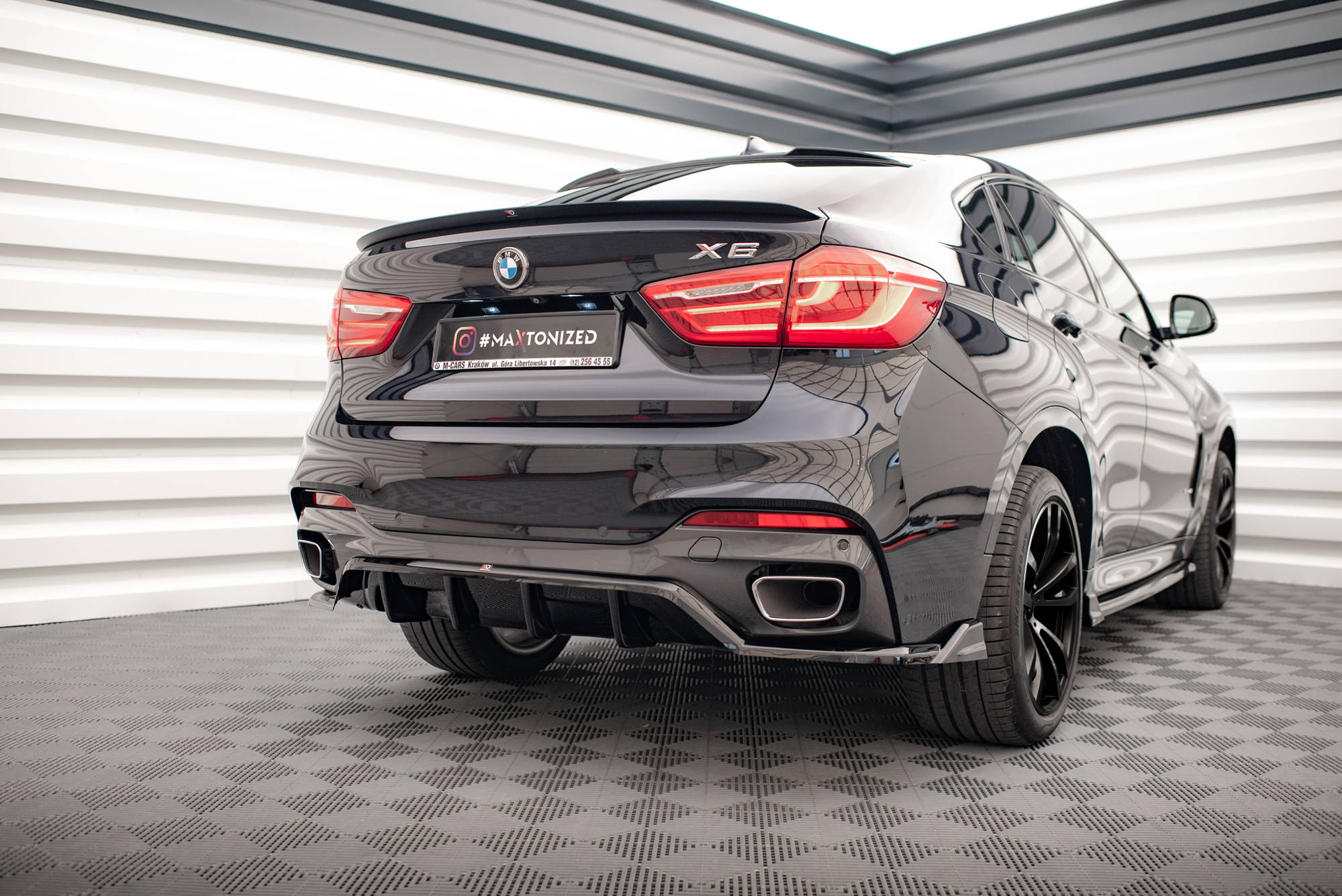 pol_po_Rear-Splitter-with-vertical-bars-BMW-X6-M-Pack-F16-16451_8 pol_po_Rear-Splitter-with-vertical-bars-BMW-X6-M-Pack-F16-16451_8
